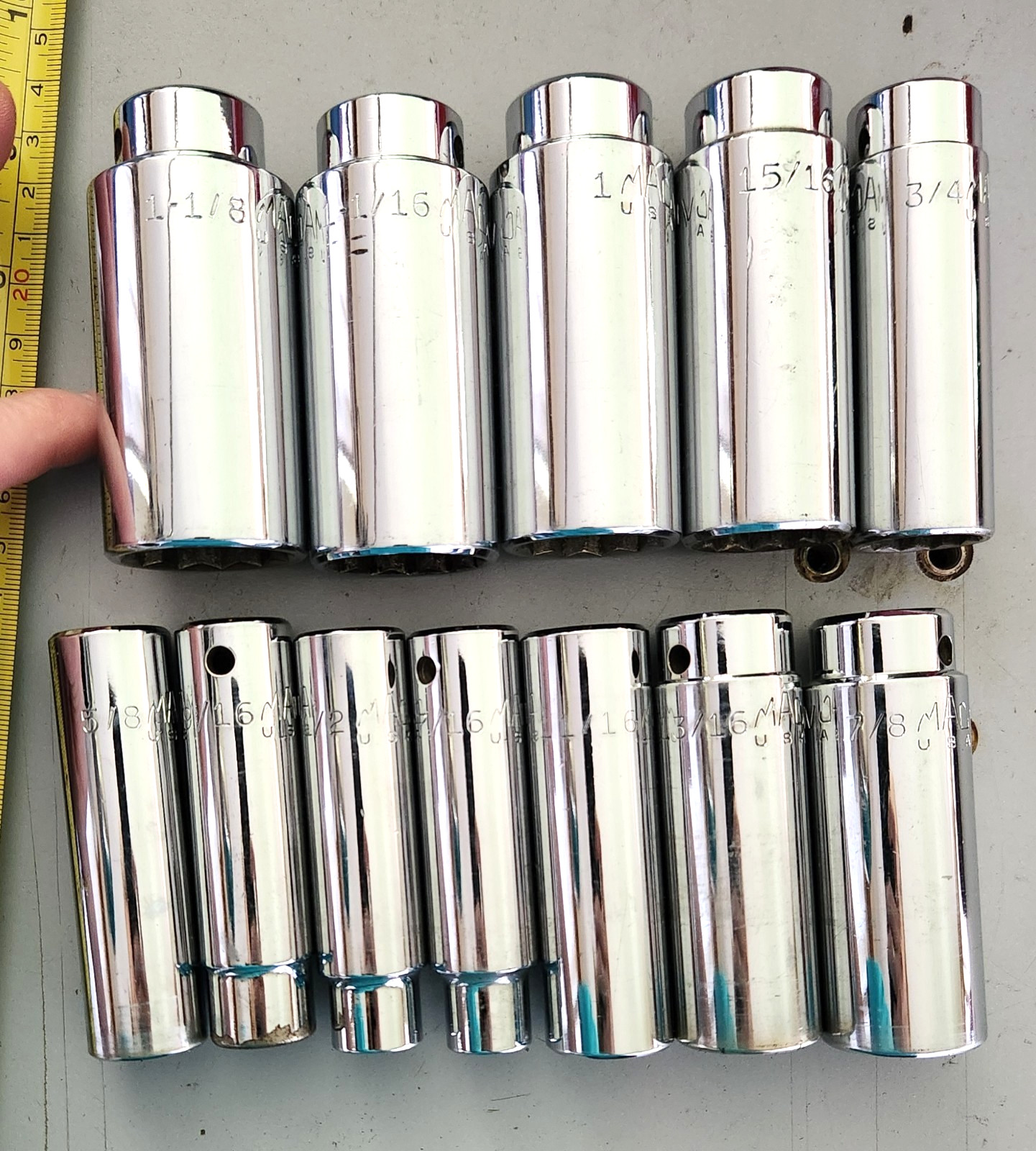 MAC Tools USA 12 pc 1/2″ drive Deep SAE Socket Set 12 pt 7/16 thru 1 1/8 in Tray