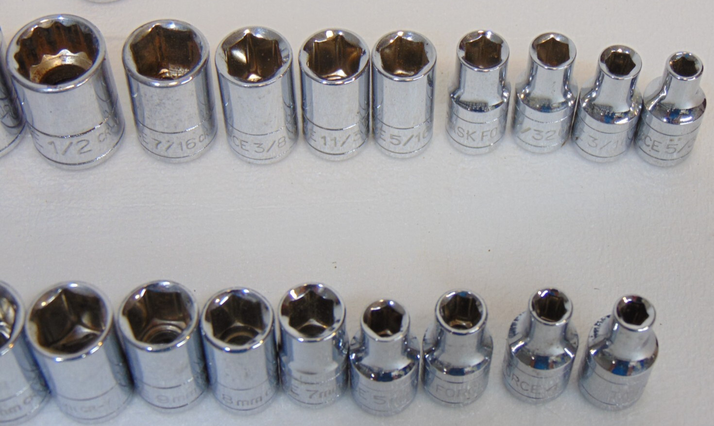 Task Force Socket Wrench Set 3/8″ and 1/4″ Drive Metric & SAE 48 Pcs 2 Extension