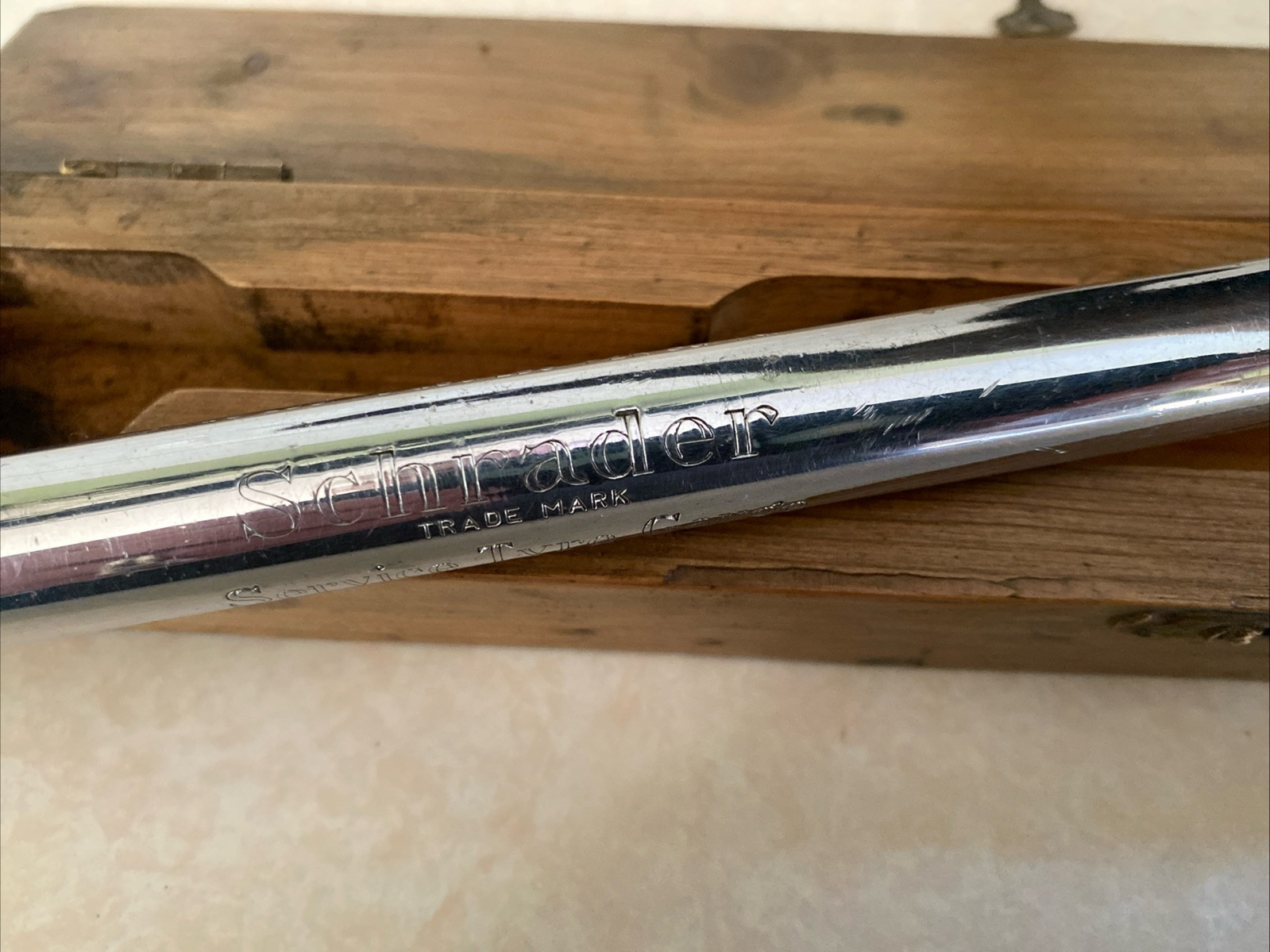 Schrader Service Tyre Gauge In Original Wooden Case Vintage Tool Classic Car