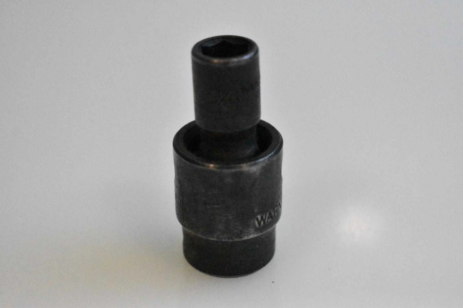 Matco Tools BUP126A 3/8″ SAE Shallow Impact Swivel Socket 3/8″ Drive 6 Point