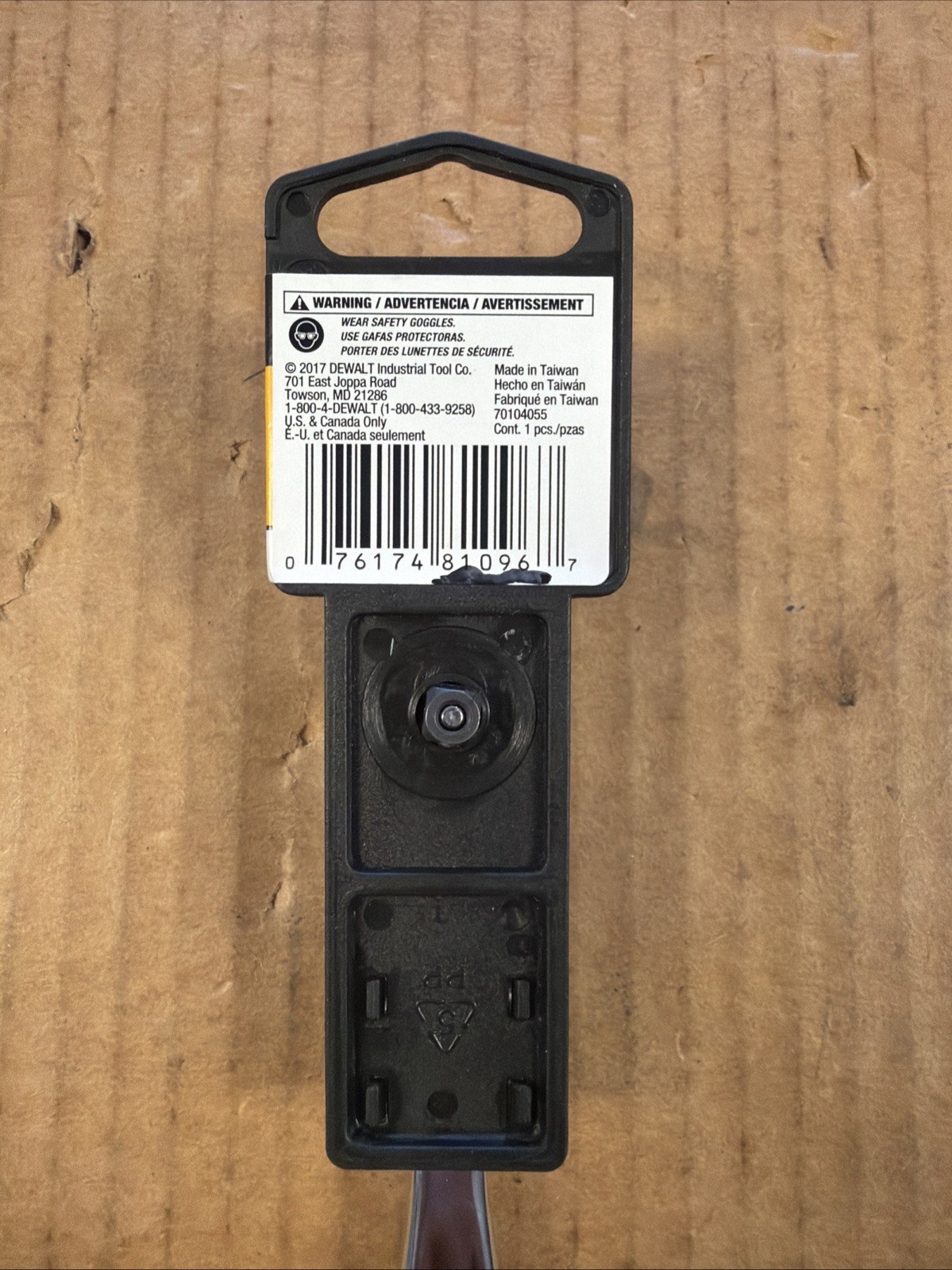 (F1526) DeWALT DWMT81096 1/4″ Quick Release Reversible Ratchet, Pear Head