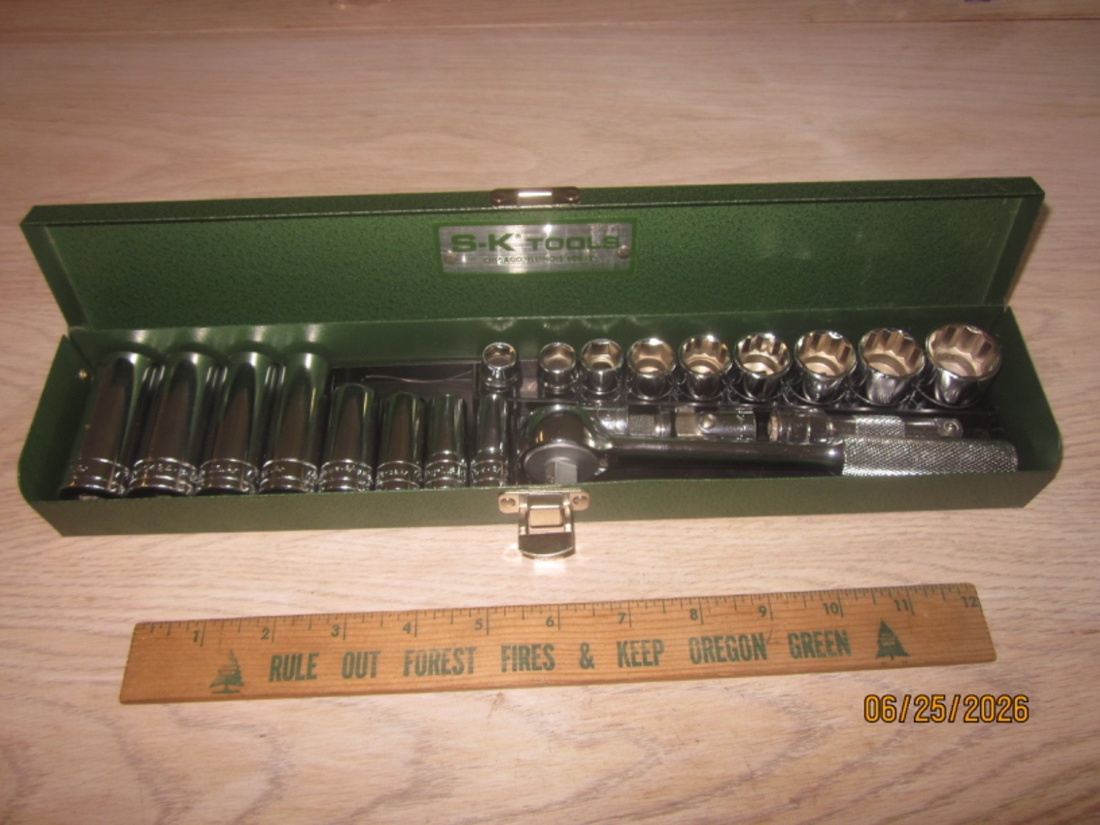 VTG S-K TOOLS VERY NEAR MINT CONDITION SAE 3/8″ DRIVE 21 PIECE SOCKET SET