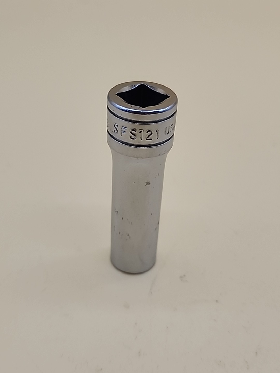 Snap-On Tools SFS121 3/8″ 3/8″ Drive 6 Point SAE Deep Socket USA