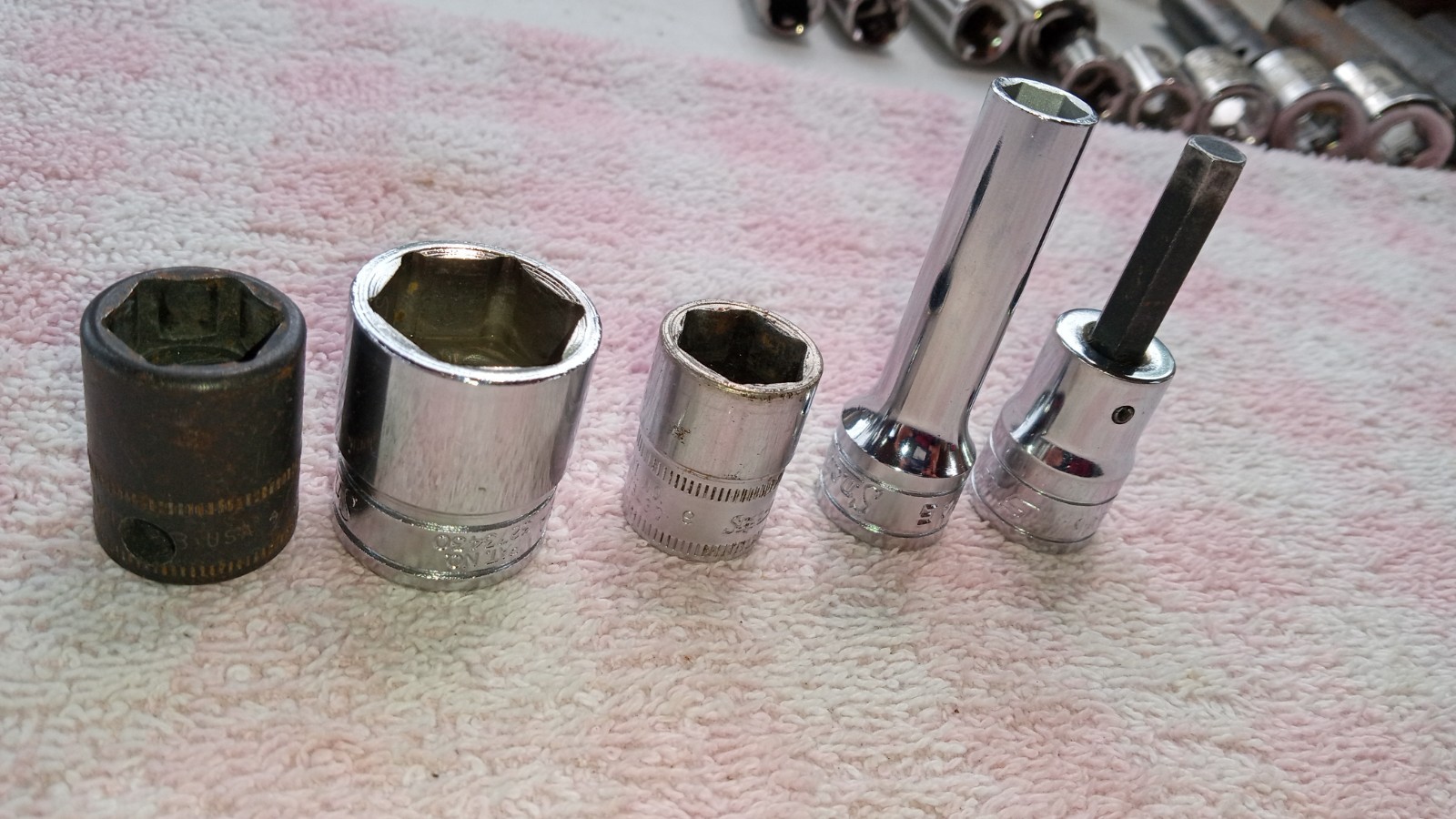 SNAP-ON 3/8dr SOCKETS GOOD TO EXC COND RANDOM SEE DESC CHEAP gift tools snap usa