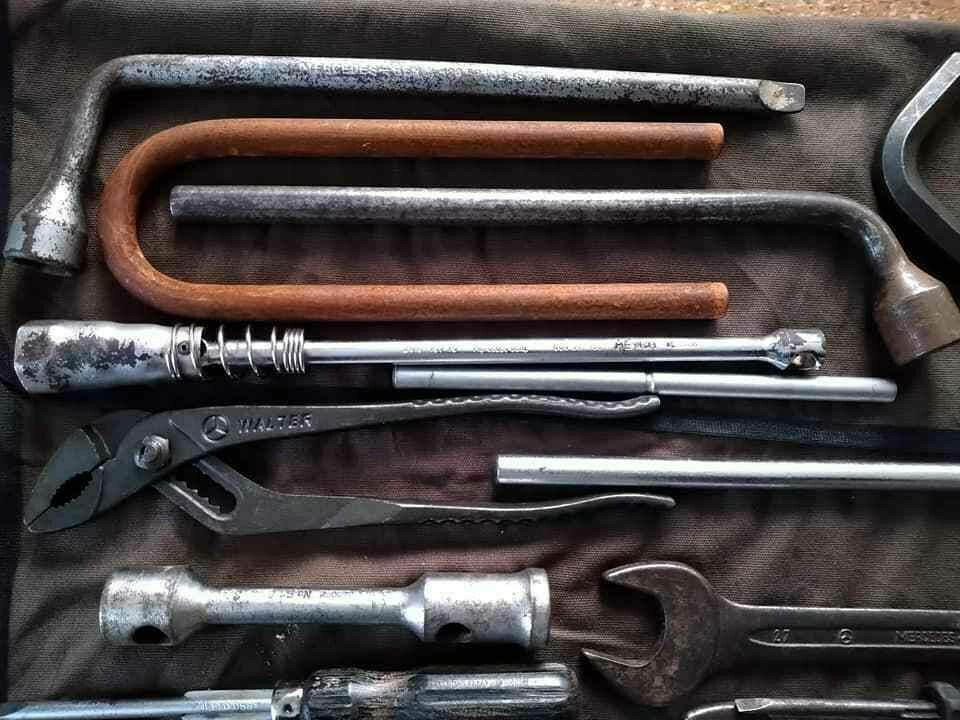 Mercedes Benz tool kit w120 Ponton w136 170V-s 220SE 190 sl