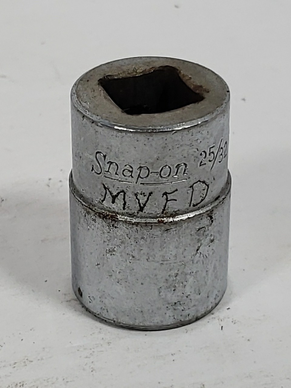 Snap-On Shallow Socket 25/32″ SV251 1/2″ Drive 12 Pt Sold As Pictured Mechanic