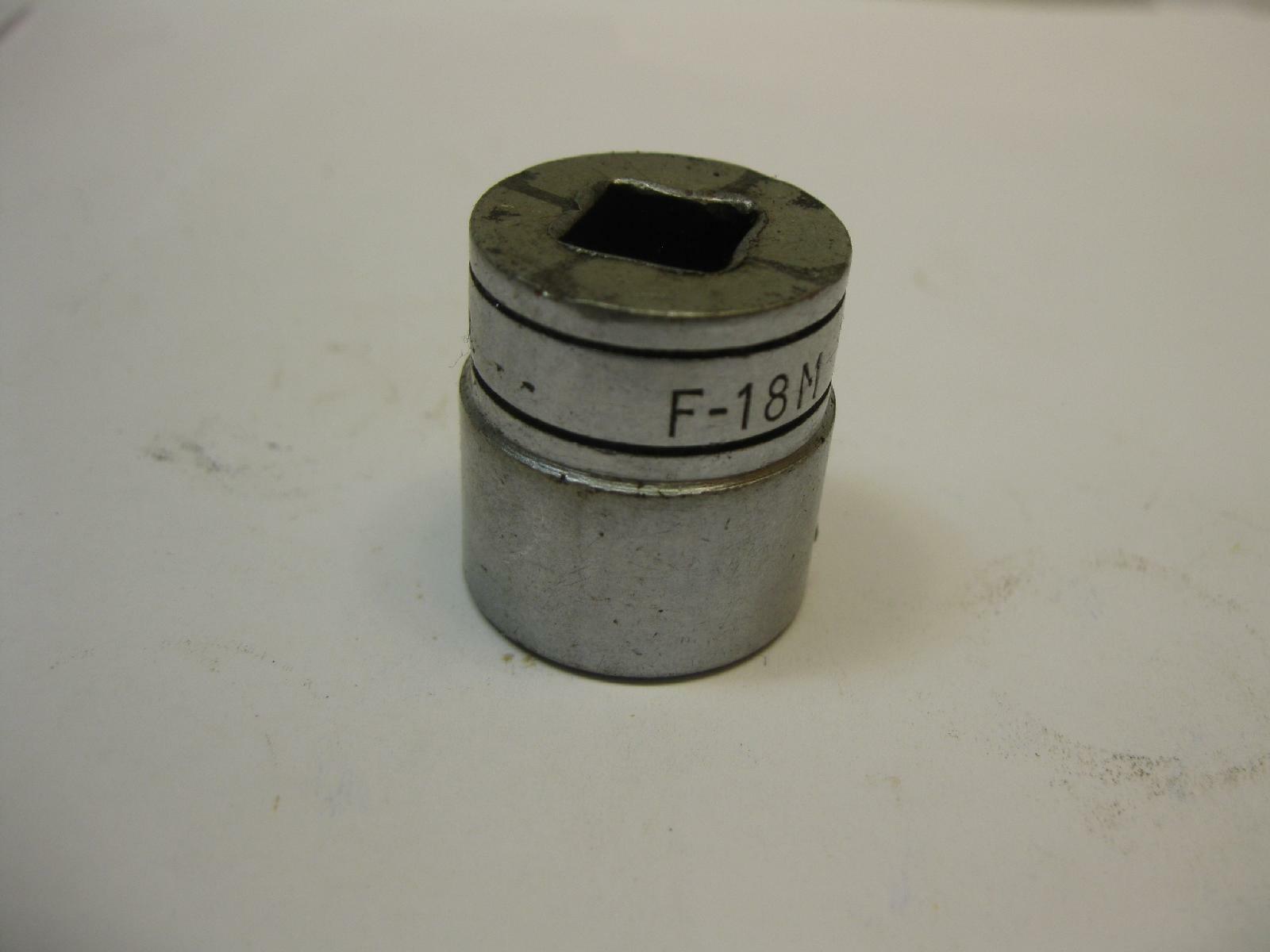 Snap-on tools 3/8″ drive 18mm metric 12pt. SOCKET F-18M