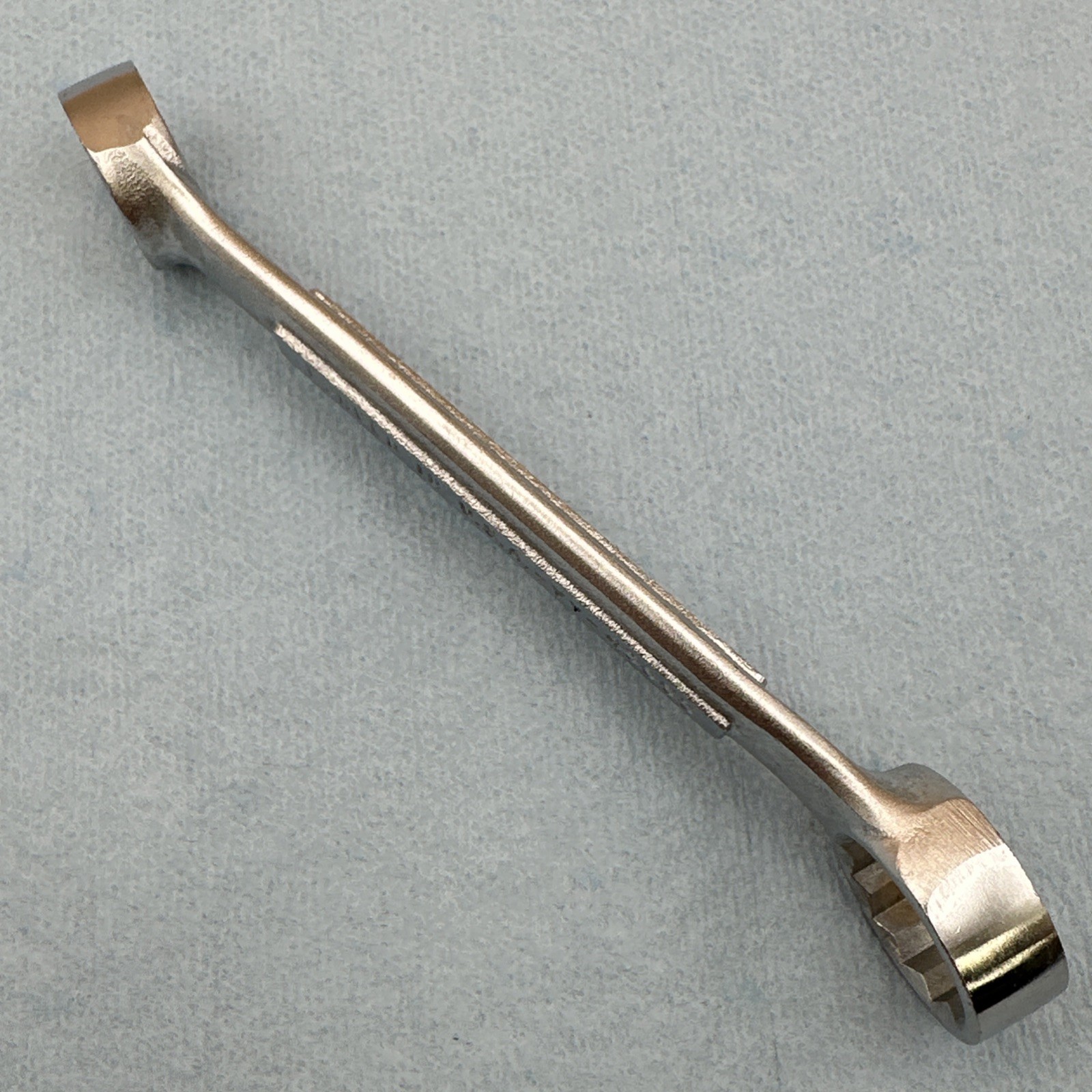 Craftsman USA 5/8” X 3/4” Stubby Double Box Wrench 12 Point -VV- 43865 Excellent