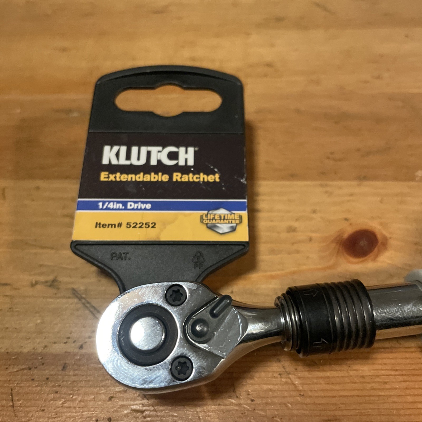 Klutch 1/4” Drive Extendable Ratchet 6-1/2” To 8-1/4” 72 Tooth 52252