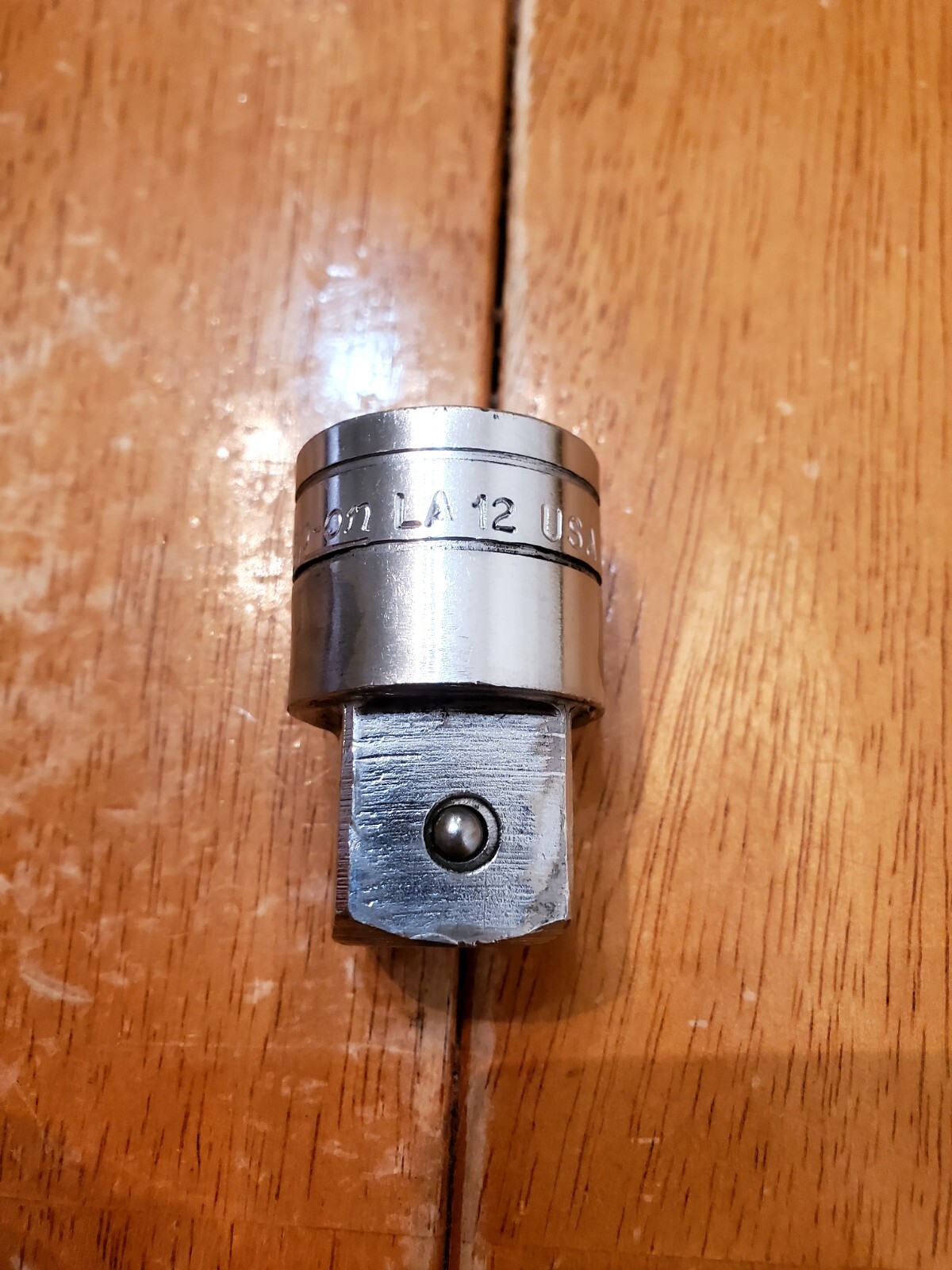 Snap On 1/2F To 3/4M Drive Locking Button Adaptor Socket LA12