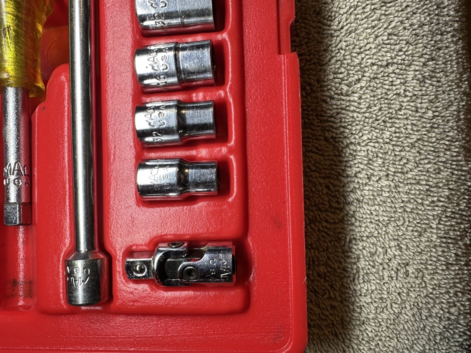 🇺🇸 MAC Tools 1/4″ 19 piece Ratchet Socket Extension General Service Set SMR196