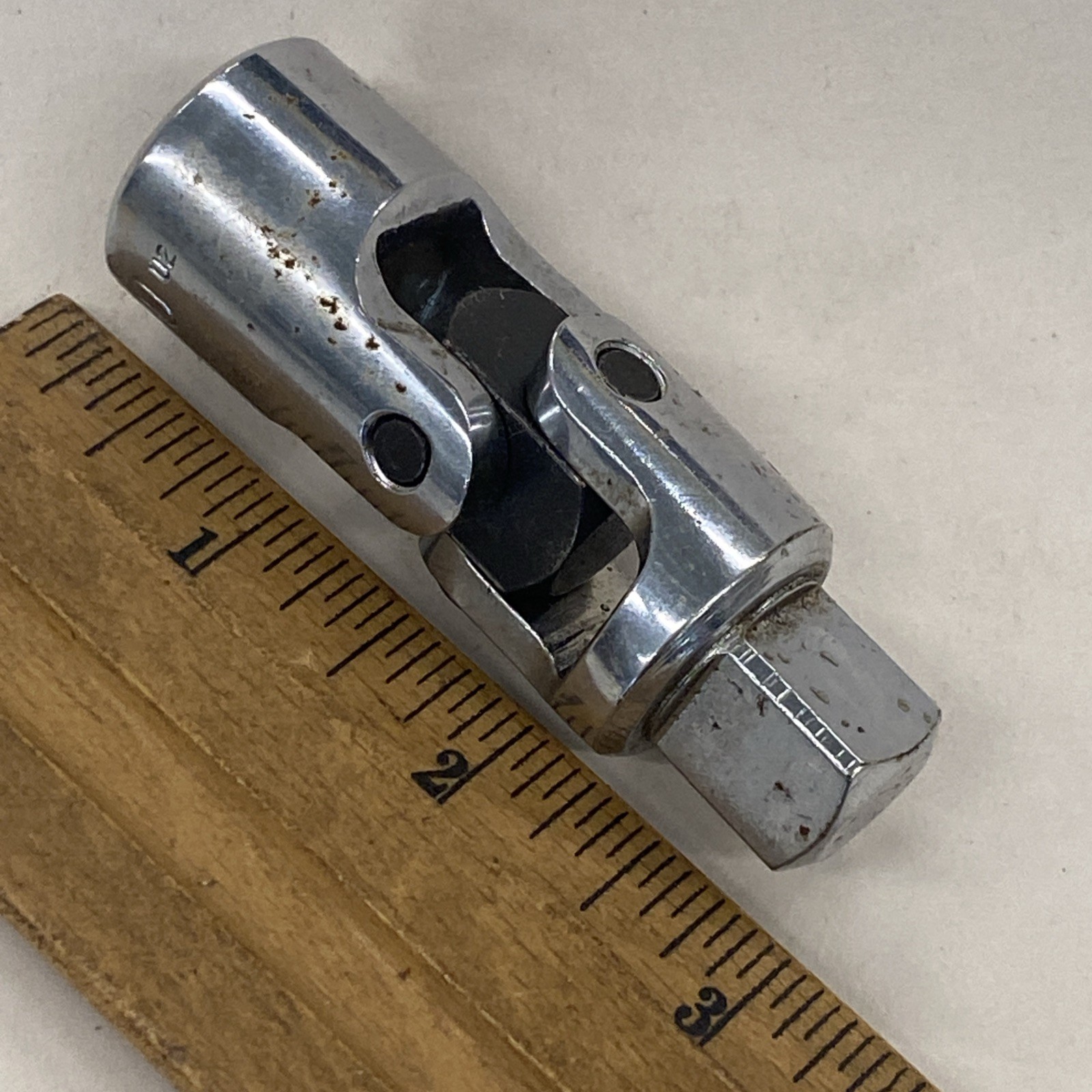 MAC Tools V3U, 1/2″ Drive Chrome Universal Swivel Adaptor Socket, USA Made M0745