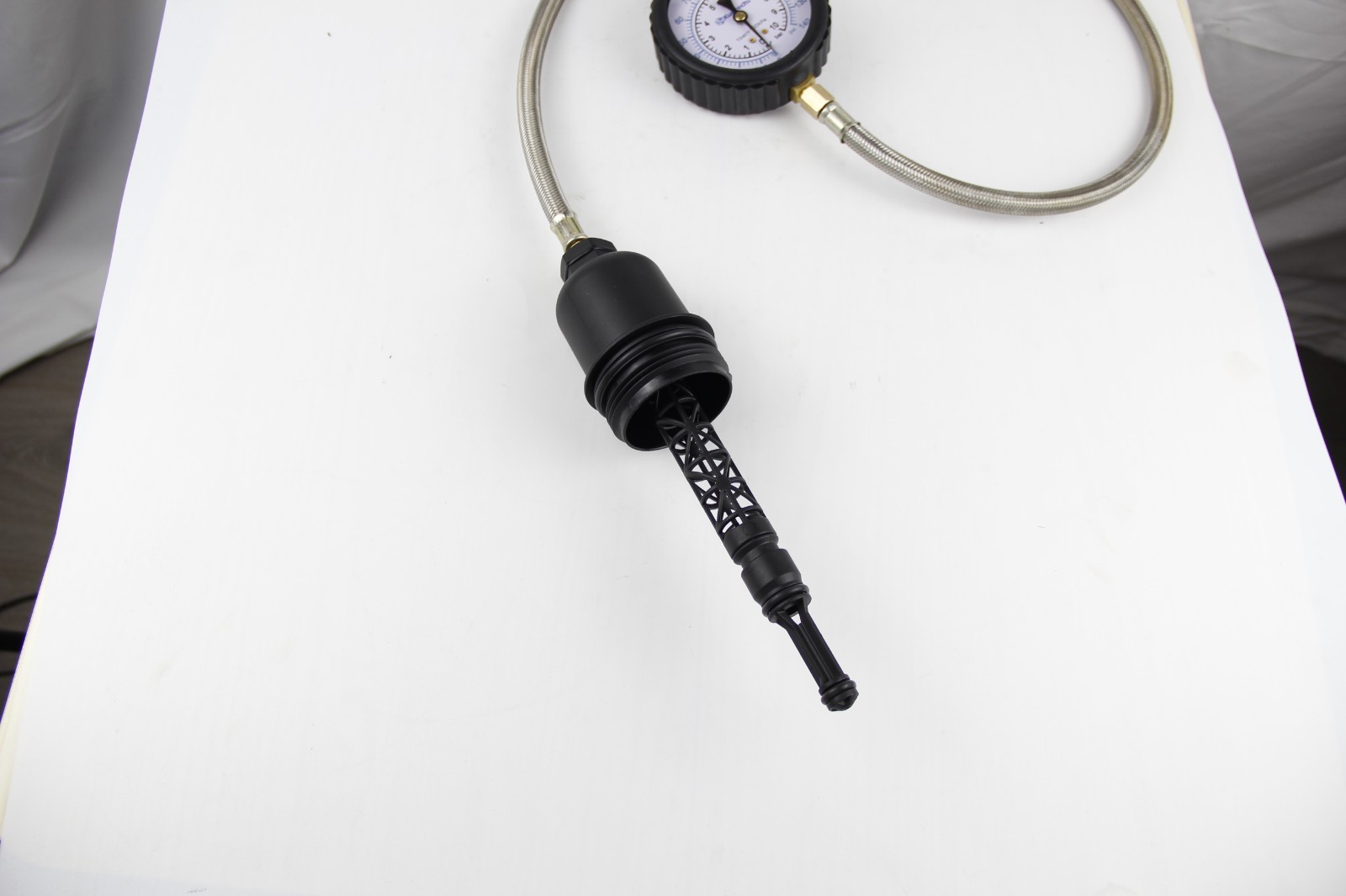 Oil Cap Pressure Test Gauge for Mercedes M271 Crankcase Diagnosis Tool