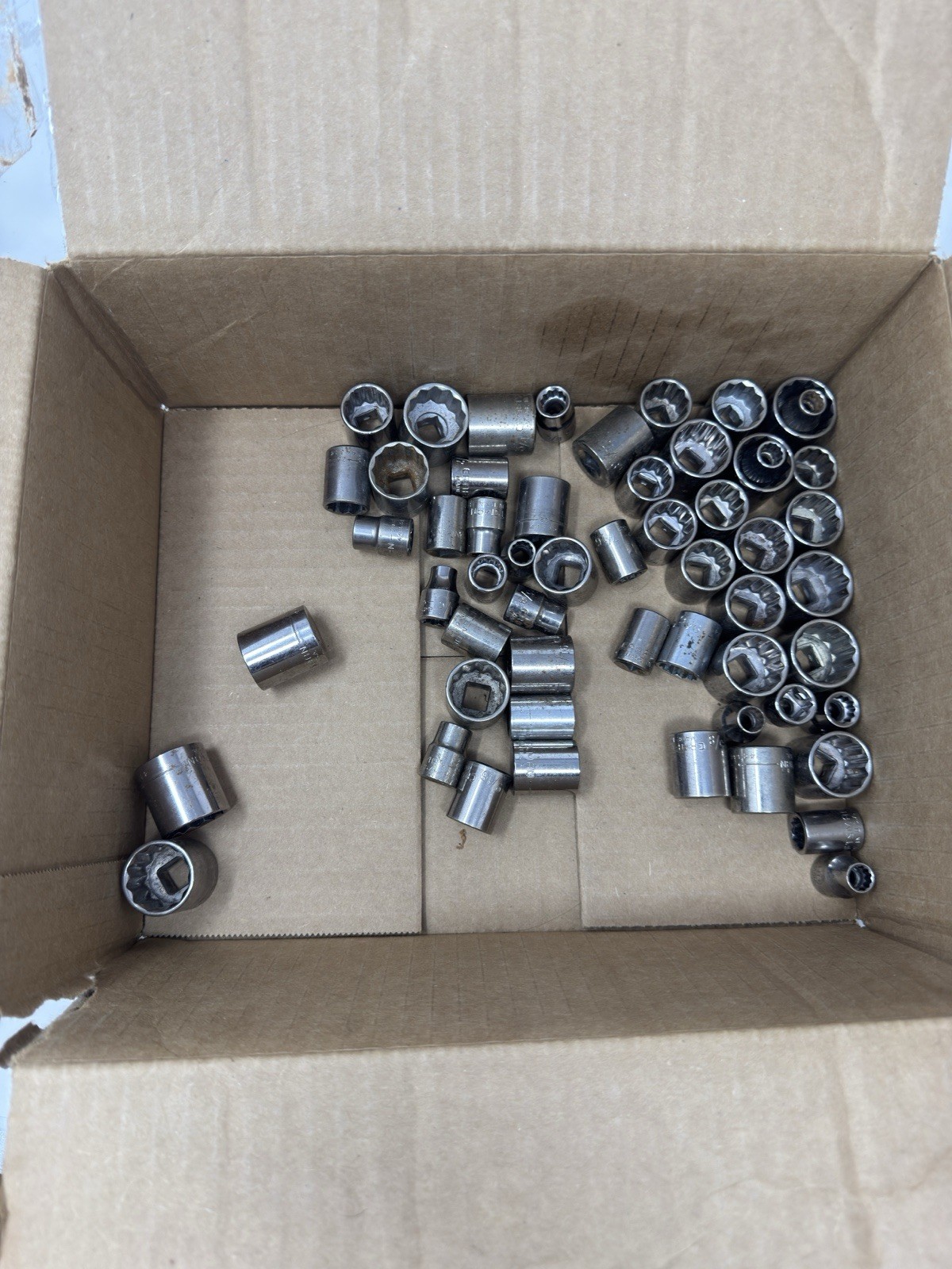 Craftsman USA 3/8 Metric Socket Set 6-19mm, 21mm Shallow 6pt And 12pt, G1 50+