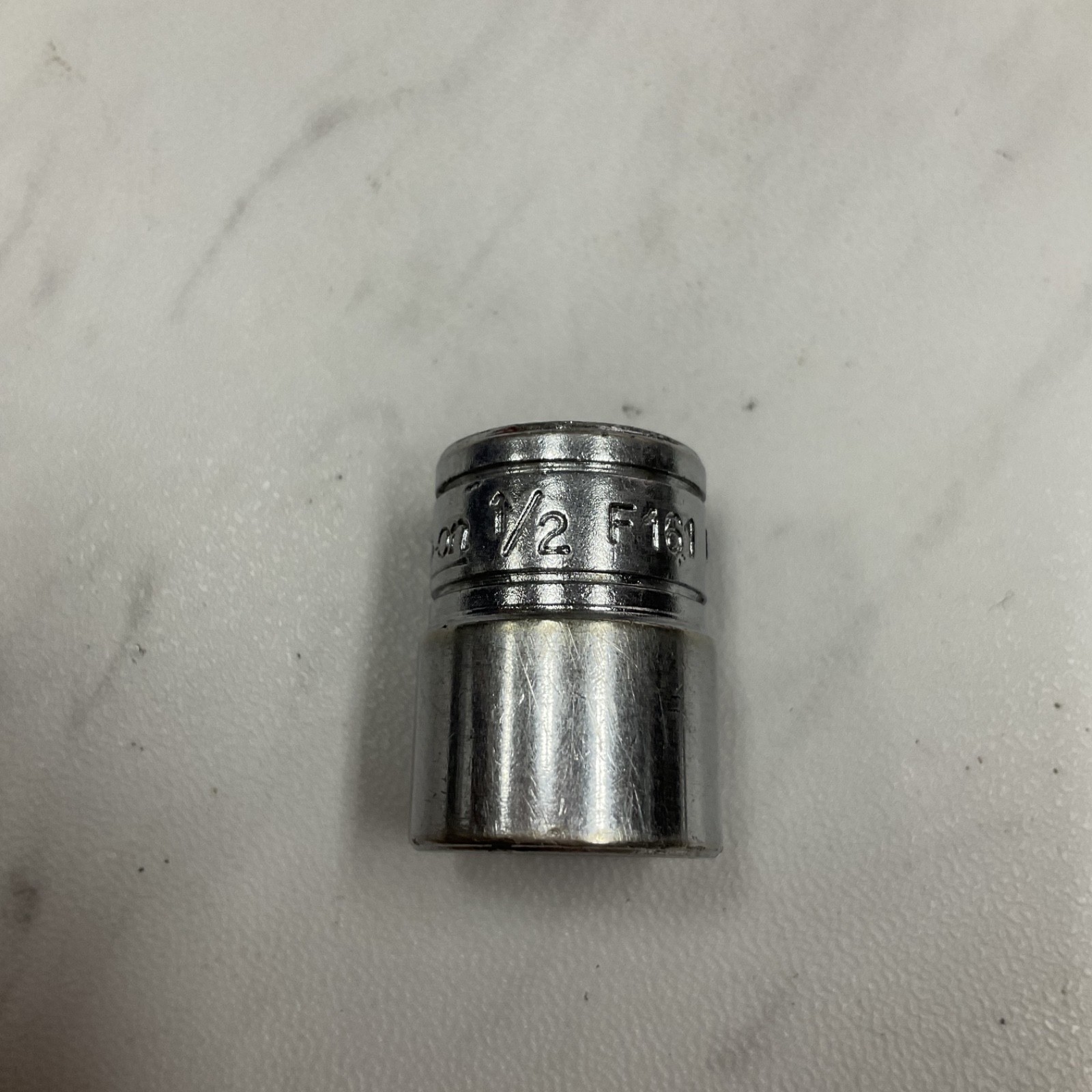 Snap-on 3/8″ Drive 12-Point SAE 1/2″ Drive Shallow Socket F161 USA