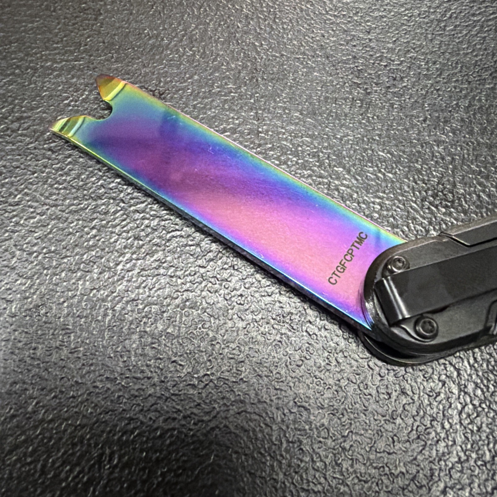 Cornwell CTGFCPTMC Folding Clip Lifter-MULTI COLOR
