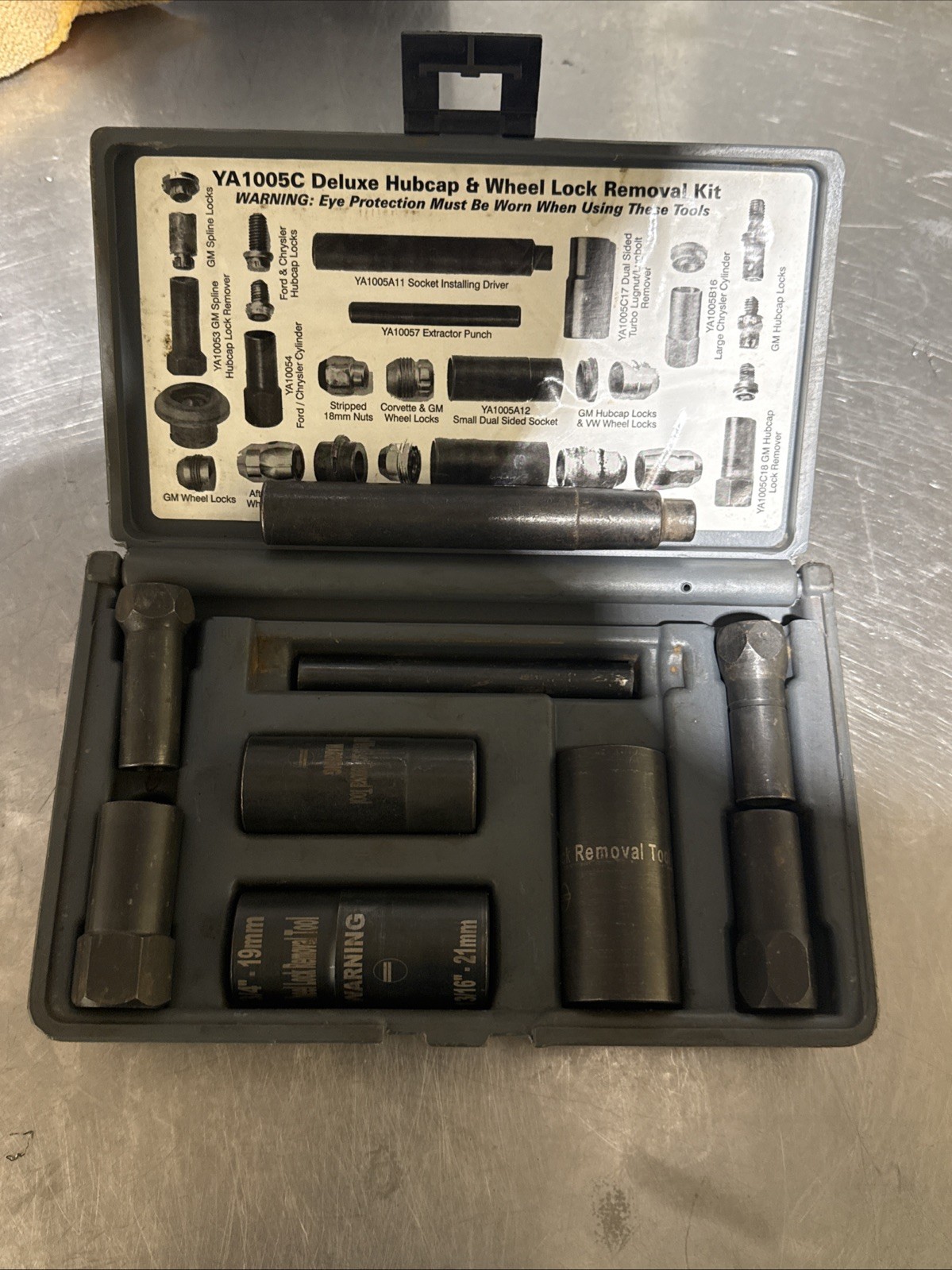 Blue Point – Deluxe Hubcap & Wheel Lock Removal Kit YA1005C