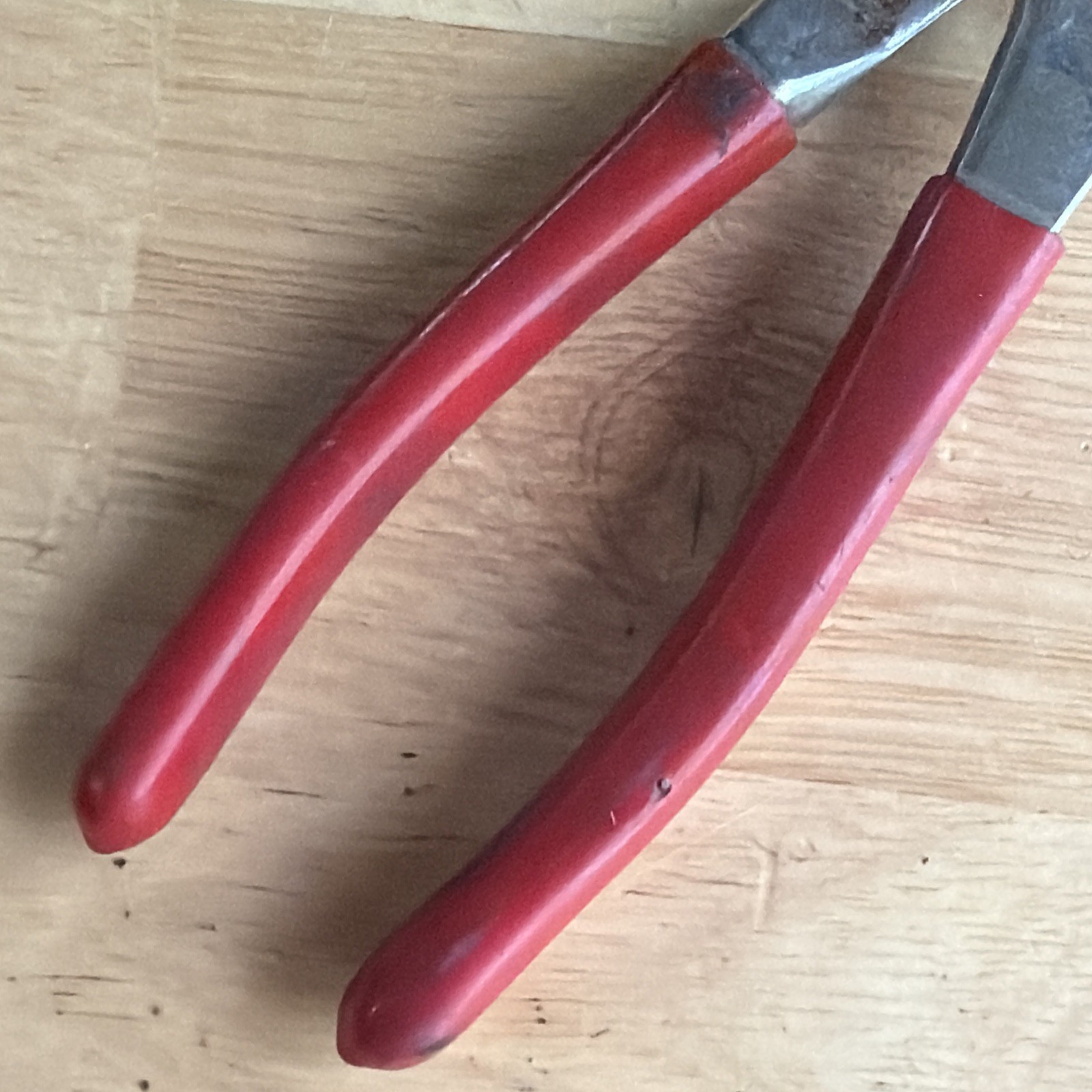 Blackhawk Tools 6-3/4″ Long Slip Joint Pliers Red Handle PT-1263-1 Made in USA