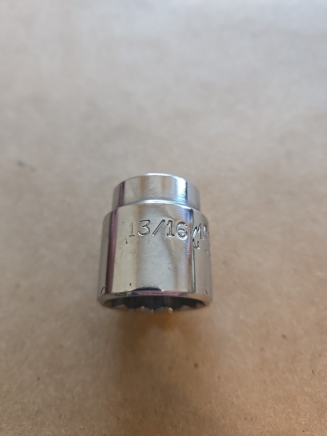 Mac Tools 3/8″ Drive 13/16″ 12PT SAE Shallow Chrome Socket USA X262R