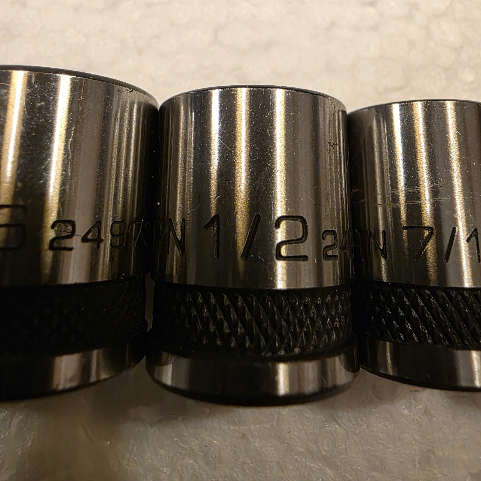 Craftsman Ratchet Socket Set 3/8″ Drive 24963 19 Peice SAE & Metric Black Oxide