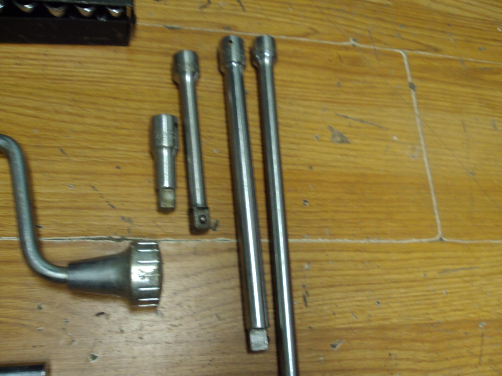 Craftsman USA 30 Piece 1/2″ Drive 6-Point SAE Sockets Wrench Extension