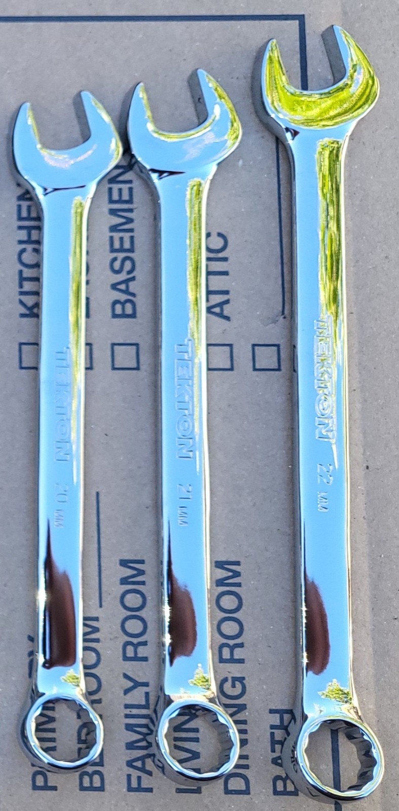 Tekton 15 Piece Combination Wrench Set With Pouch. 8mm-22mm