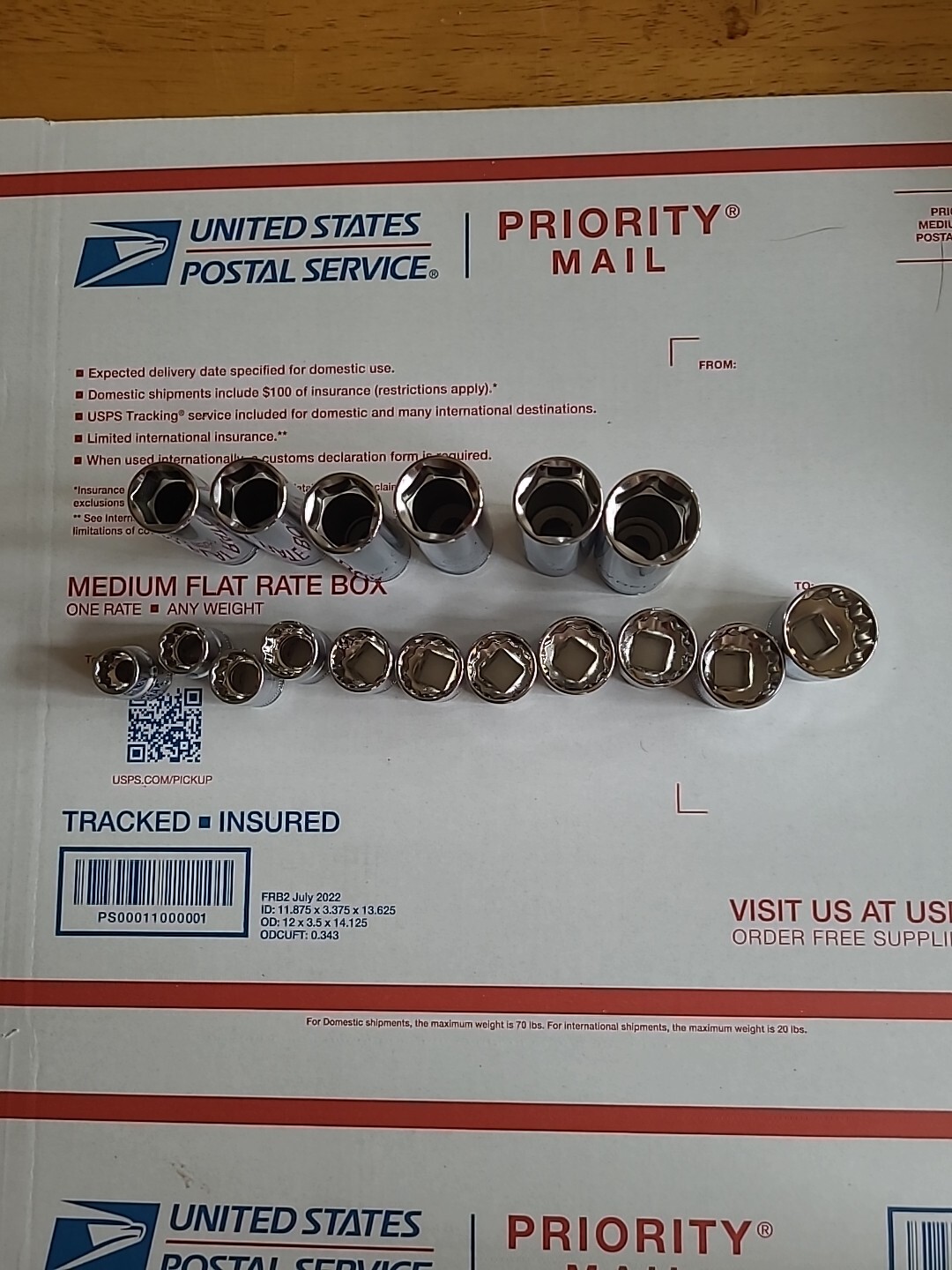 GearWrench 3/8 Metric 12pt And 6pt Point Socket Sets Shallow & Deep 17 pcs.