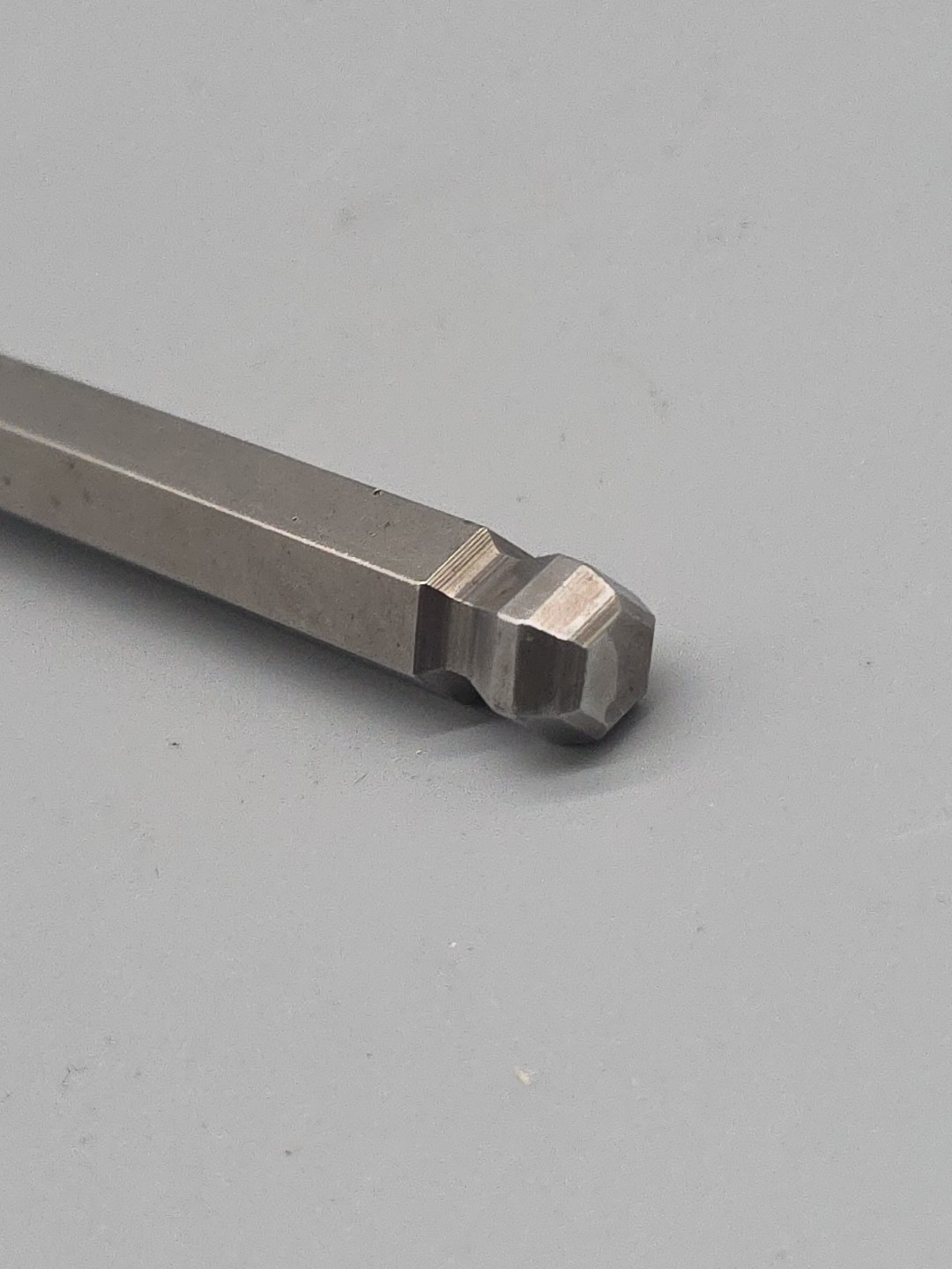 Snap-On Tools 3/8″ Drive SAE 3/8″ Long Ball Hex Socket Driver FABL12 USA