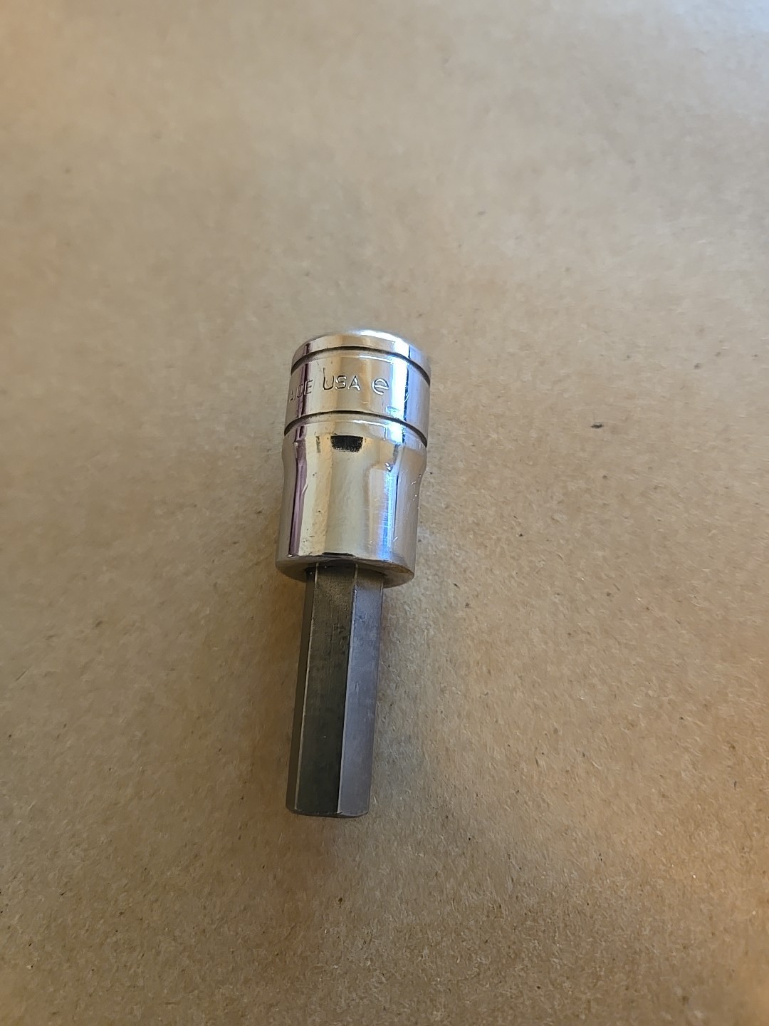 Snap On 3/8″ Drive 5/16″ SAE Hex Bit Driver Socket USA FA10E