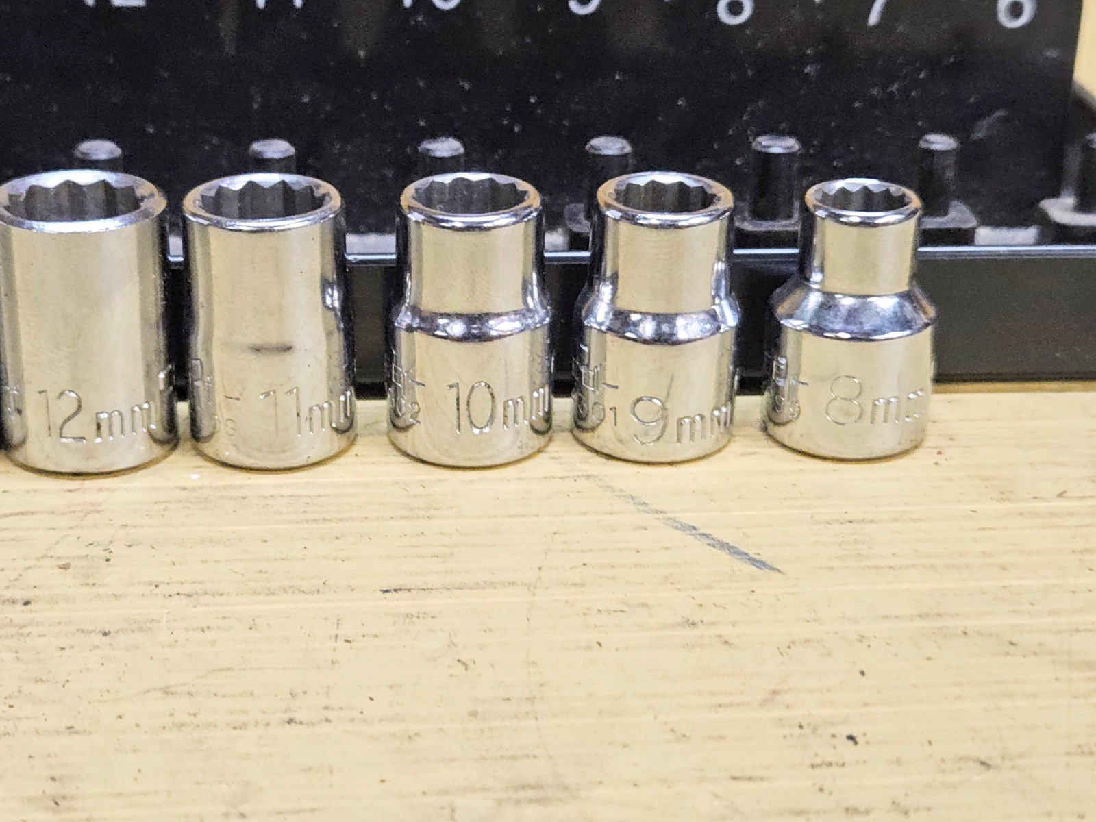 Vintage Craftsman 3/8” Drive Metric 12PT Socket Set USA 8mm-19mm