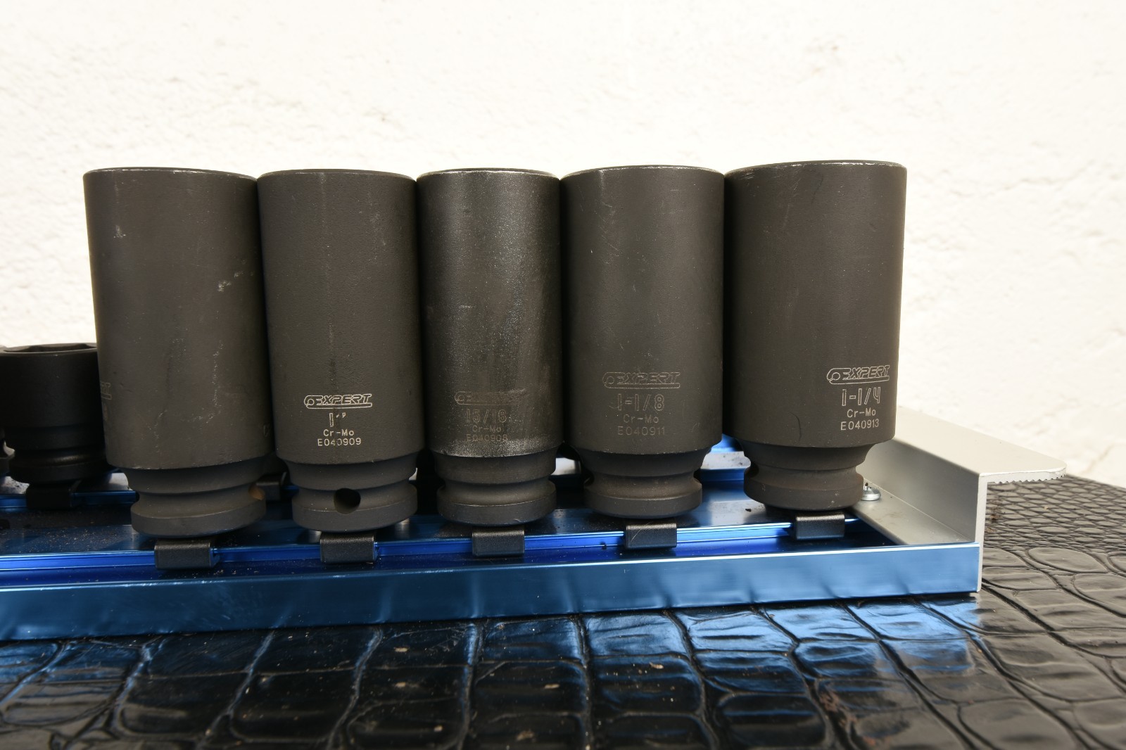 Mac Expert 28Pc 1/2″ Drive Deep & Standard Impact Metric Socket Set E041641 READ