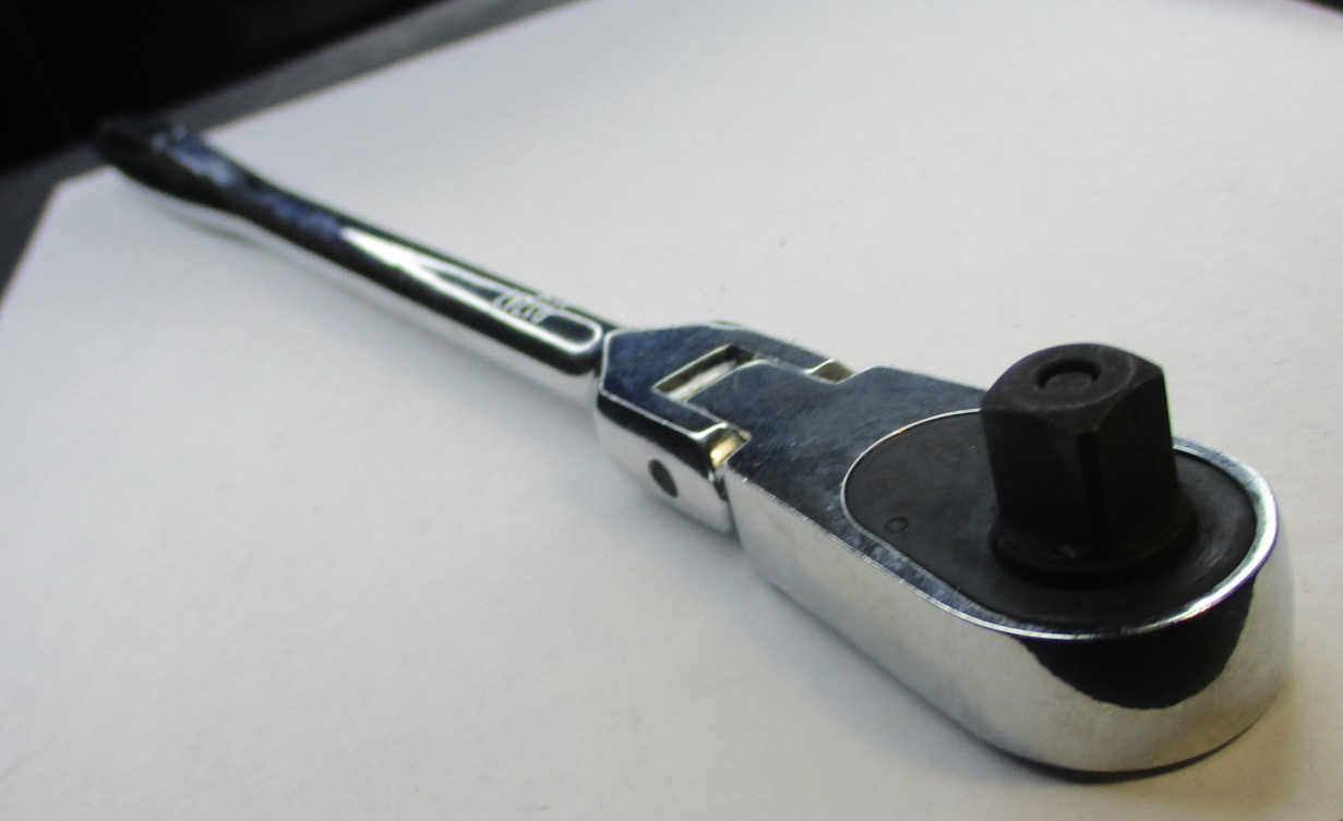 Kobalt 81747 3/8″ Drive 90 Tooth Flex Head 11″ Long Handle Ratchet New
