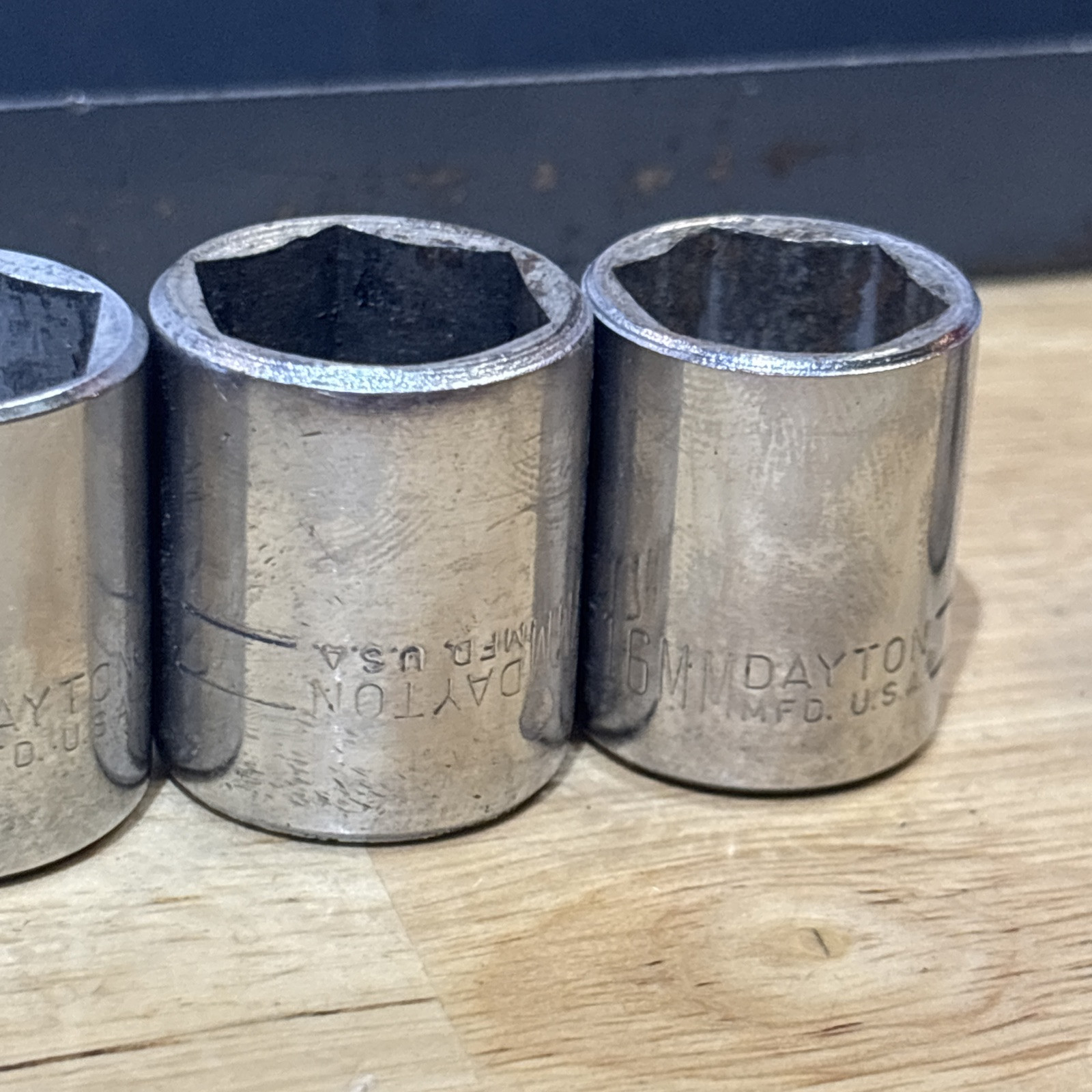Dayton Metric Shallow Socket Set 3/8″ Drive 6 Point 7mm to 19mm USA READ!