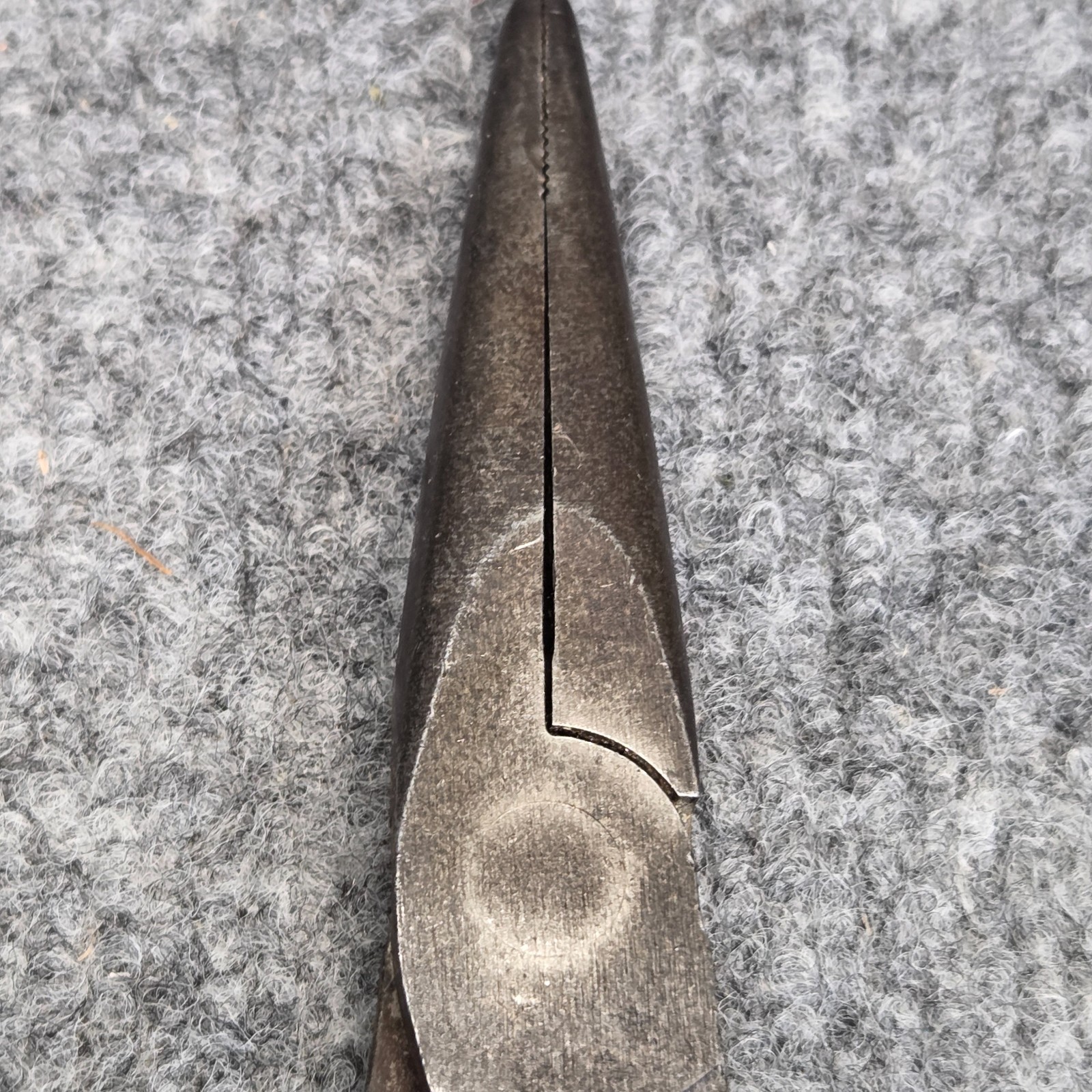 Snap-on Tools USA Red 8″ Talon Soft Grip Needle Nose Pliers 96ACF
