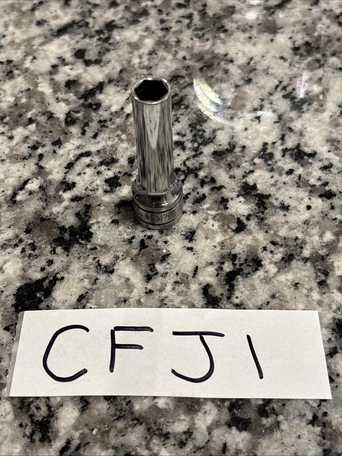Snap-on Tools 3/8″ Drive SAE 5/16″ Deep 6 Point Chrome Socket SFS101 USA