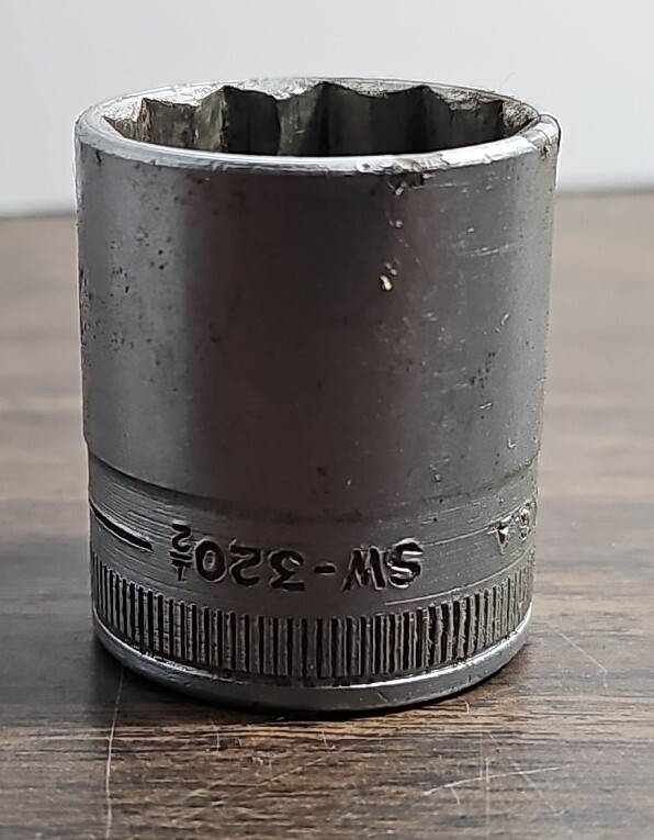Snap-On USA 1/2” Drive SAE 1in. 12-Point Shallow Socket SW-320 1/2