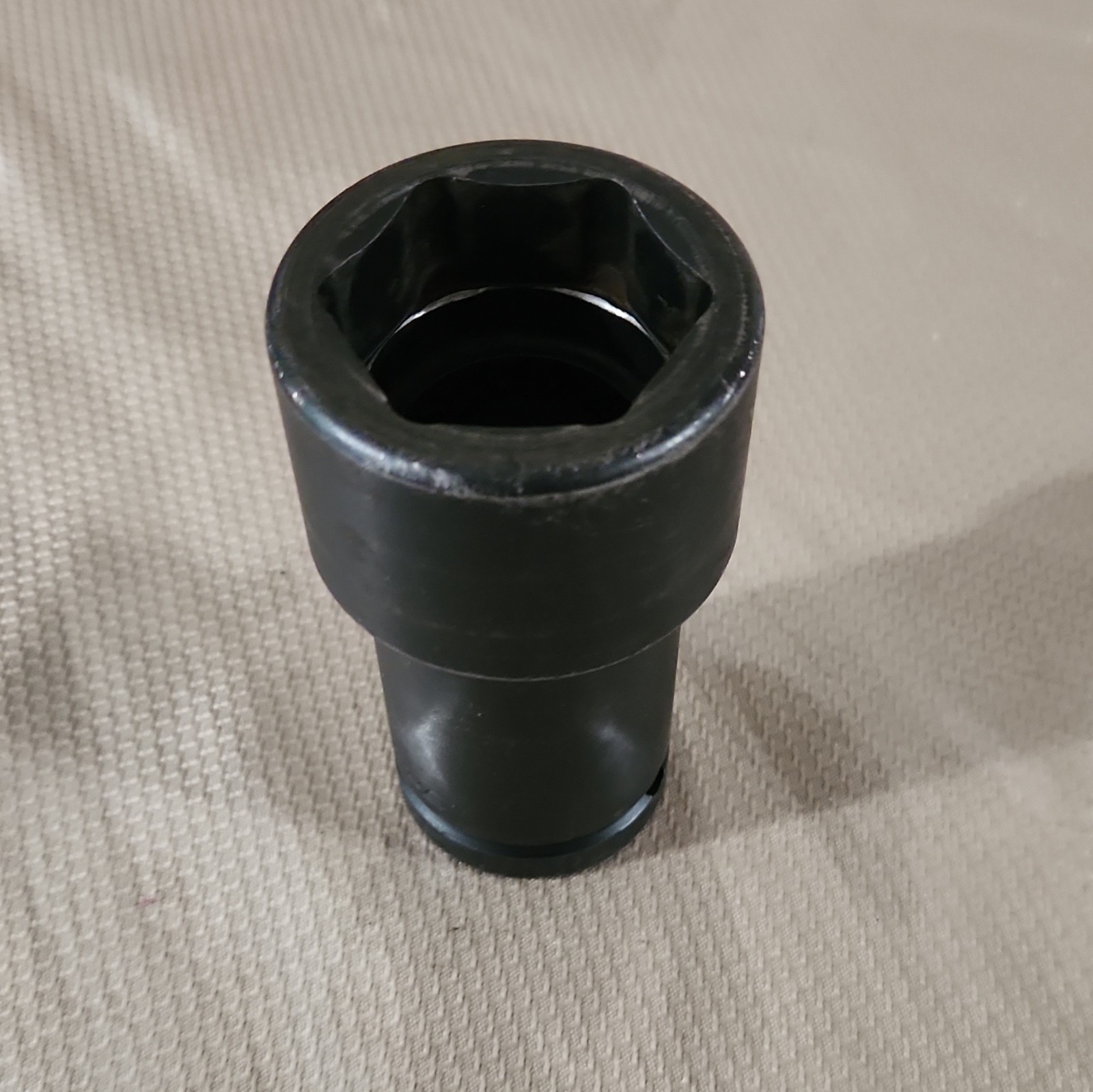 Snap-on Tools USA (BWD-482) 3/4” Drive -6 Point -Impact Socket (1-1/2” x 13/16″)