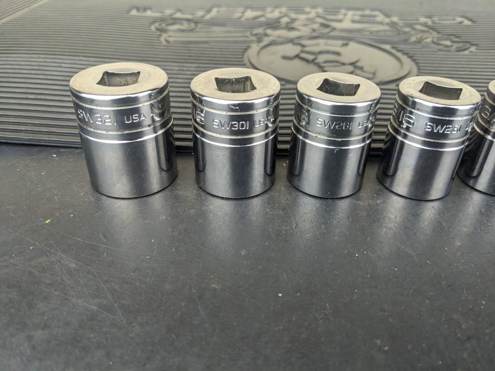 #av827 Snap-On Set 1/2″ Drive Socket Set 9/16″ to 1” SAE SW Series 12 Point