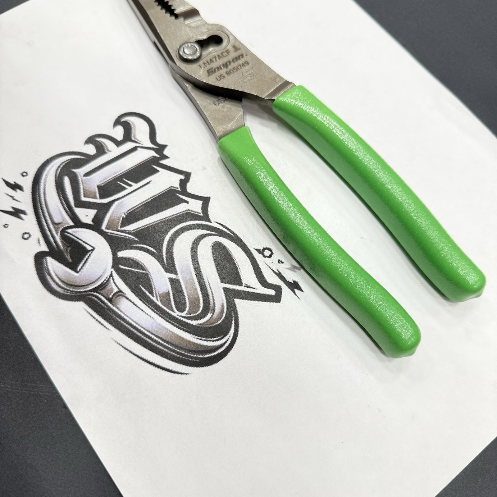 Snap-on Tools USA NEW GREEN 9″ Talon Grip Long Nose Slip Joint Pliers LN47ACF