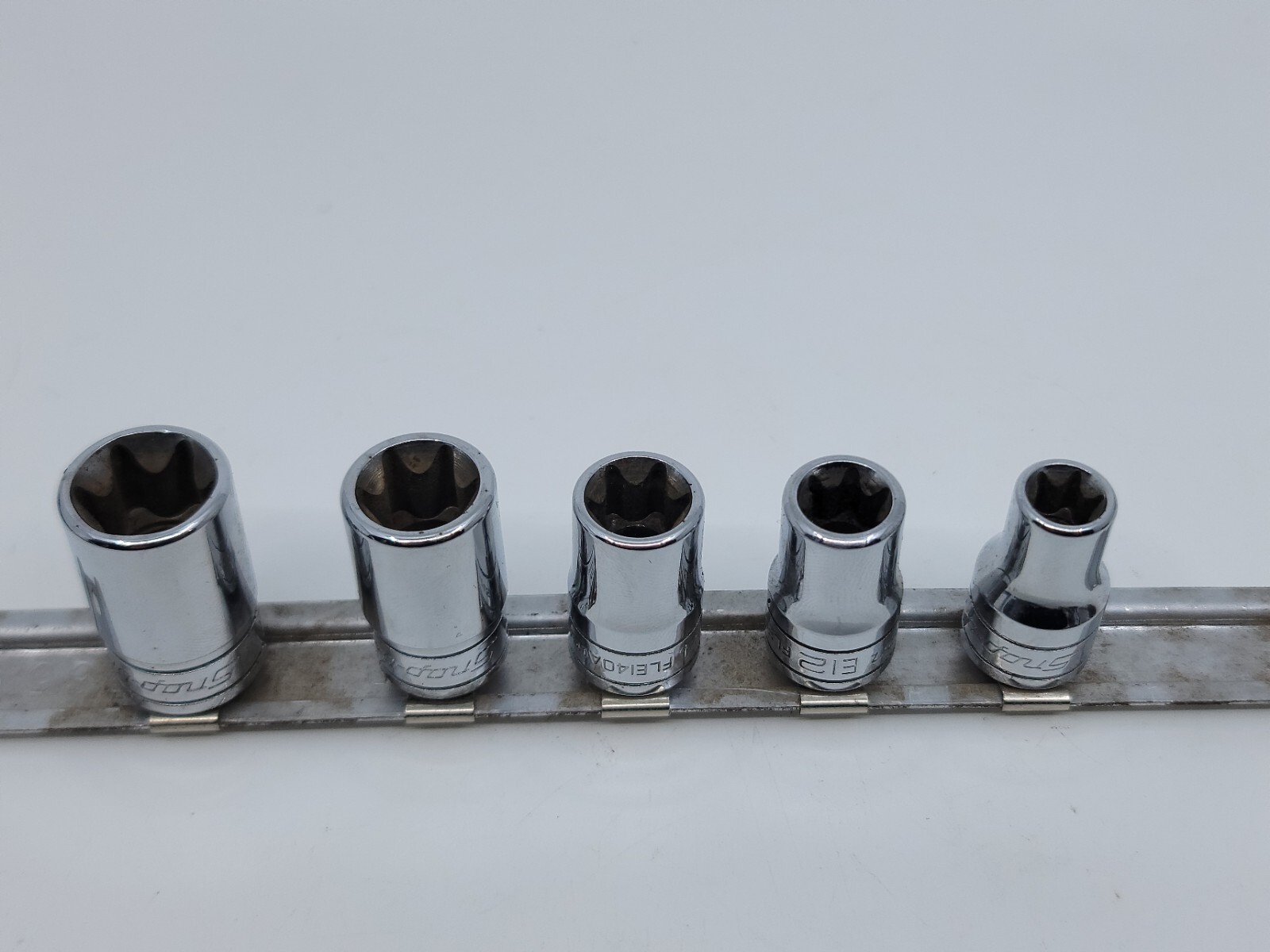 Snap On Tools 3/8″ Drive Torx Shallow Socket Set FLE100-FLE180 USA See Details