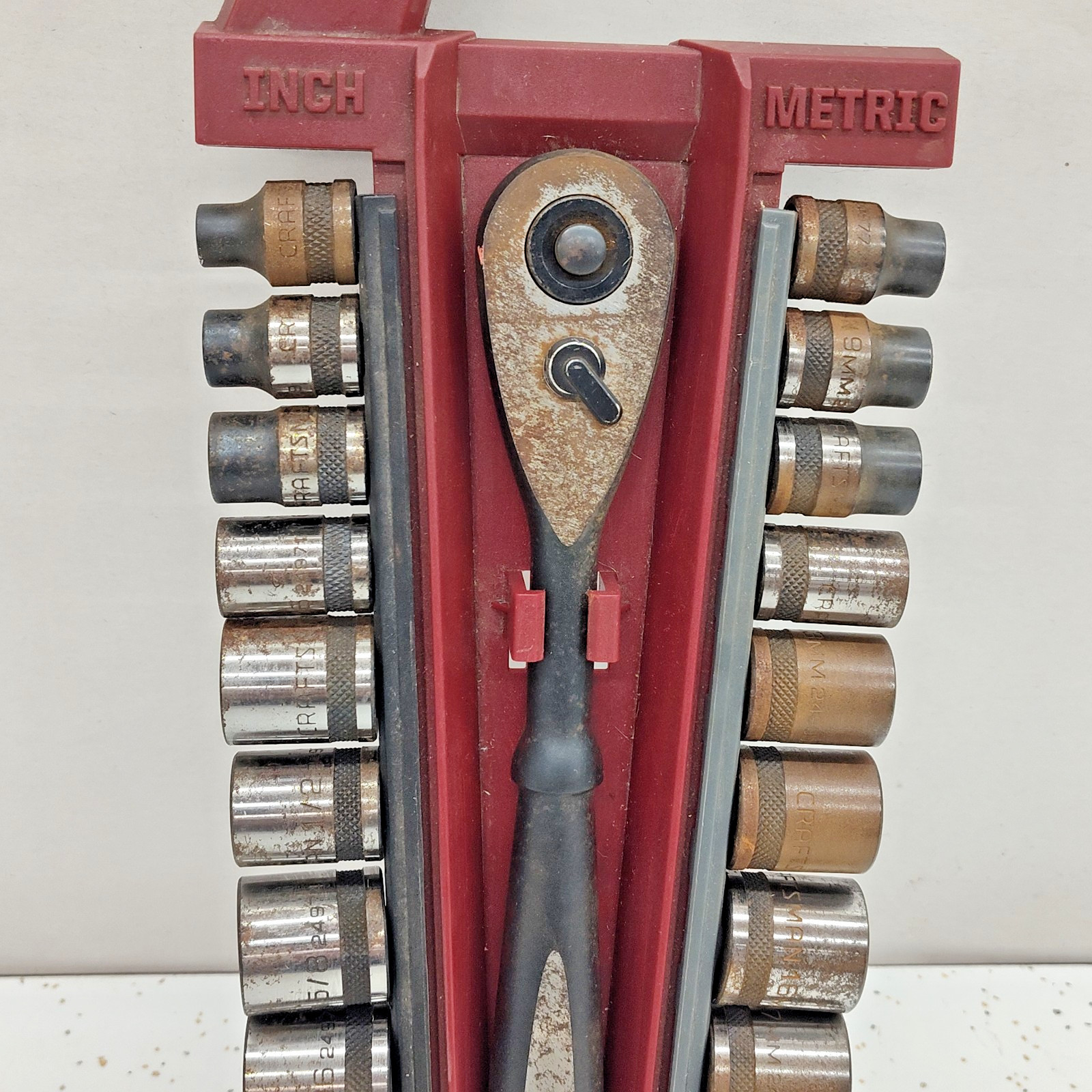Craftsman 19 Piece Spline SAE & Metric 3/8” Drive Ratchet Socket Set