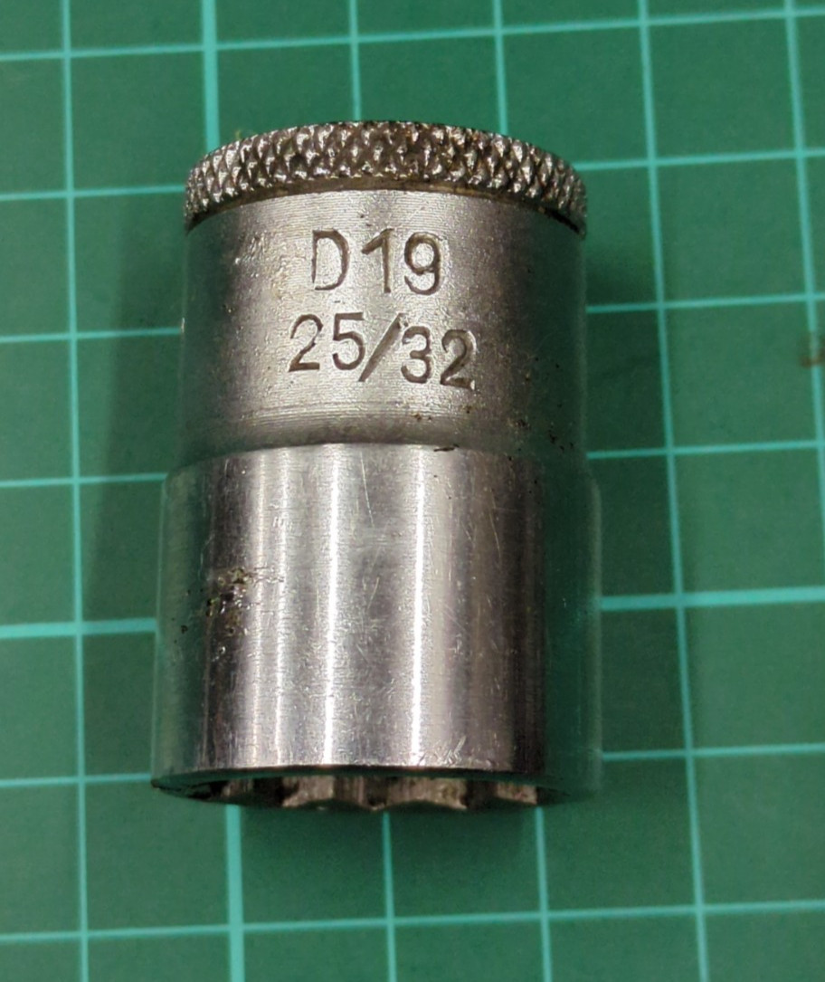 Vintage GEDORE 1/2″ Drive 12 Point, 25/32″ Shallow Socket Made In Germany