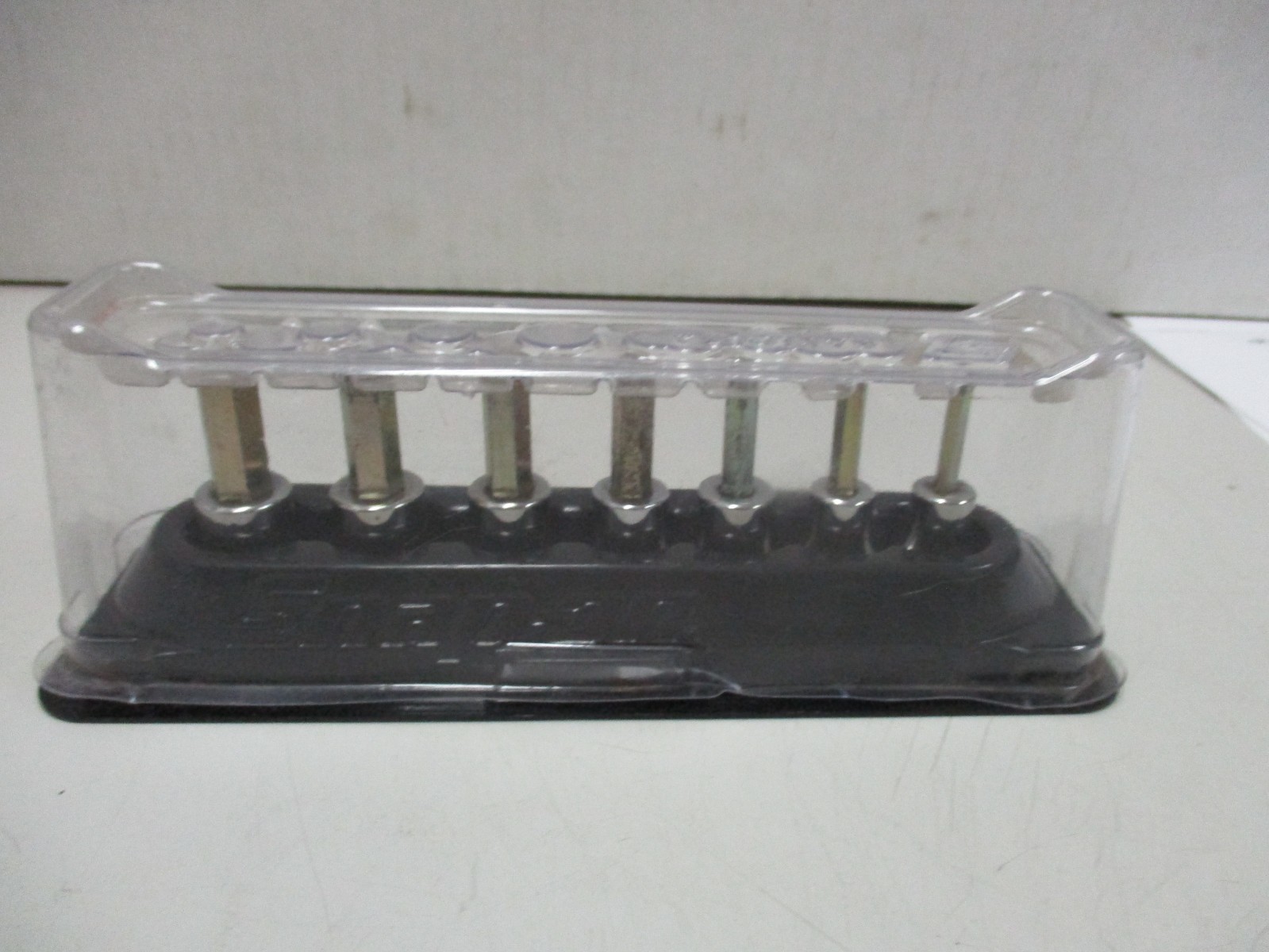 Snap On 207EFAMY 7 pc Metric Hex Bit Socket Set Magnetic Storage Tray 4 to 10mm