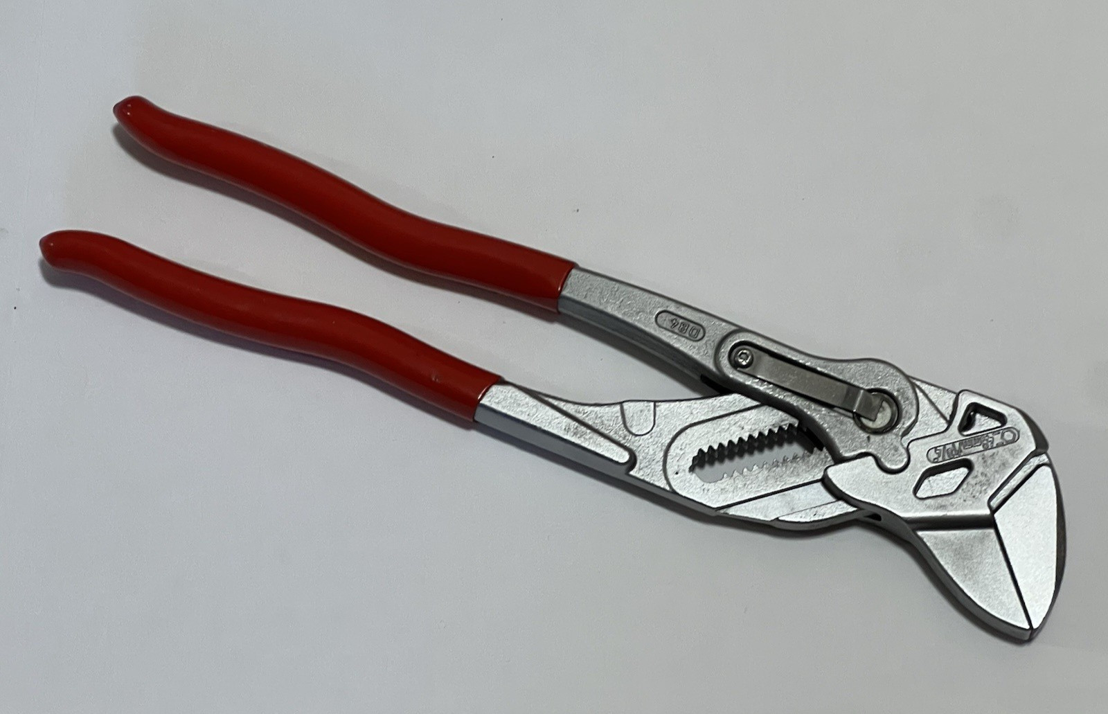 Knipex 10″ Pliers Wrench 86 03 250 1-3/4″ Smooth Jaws Pliers Made in Germany
