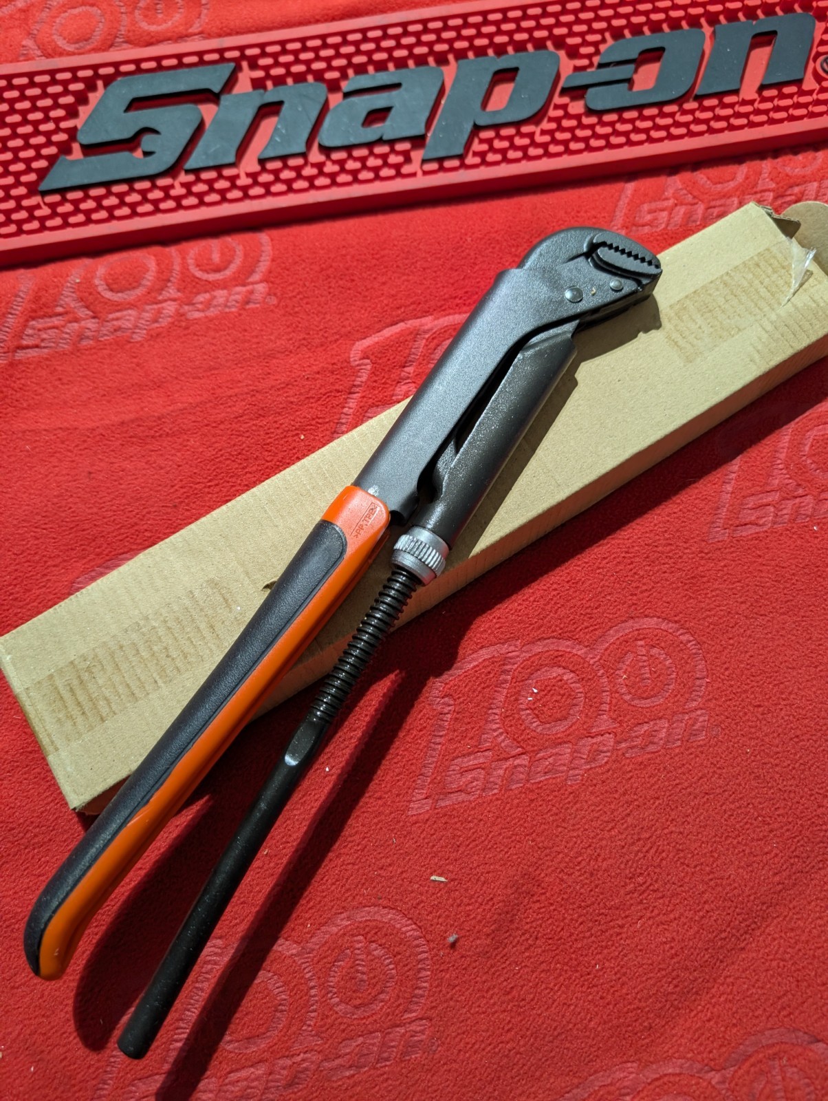 Snap On BRAND NEW #pwz1o a 12-5/8” plier wrench orange 🍊