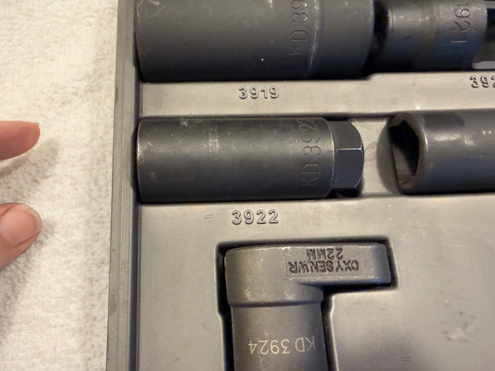 KD Tools 41720 8pc Master Sensor Socket Set – O2 Oil Fuel Pressure Complete