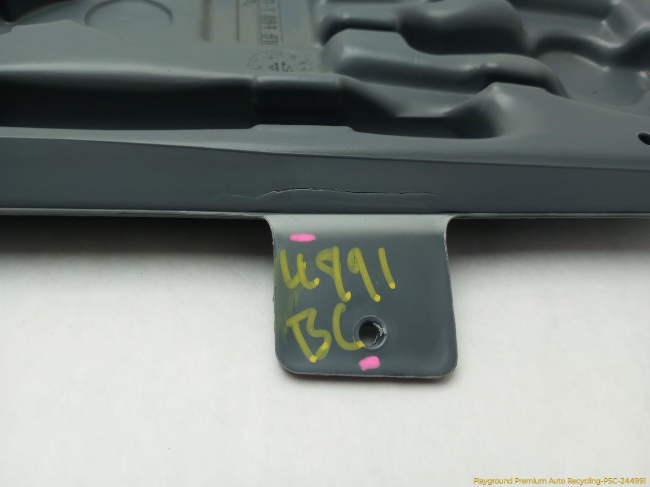 BMW 330xi E46 SEDAN Rear Emergency Tool Kit Box Fits 2001-2005 01 02 03 04 05