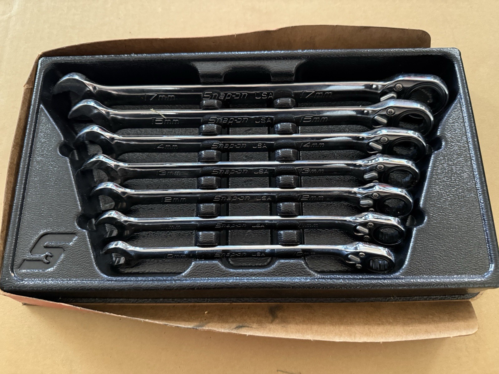 Snap On 7pc Metric Flank Drive Plus Reversible Ratcheting Combination Wrench Set