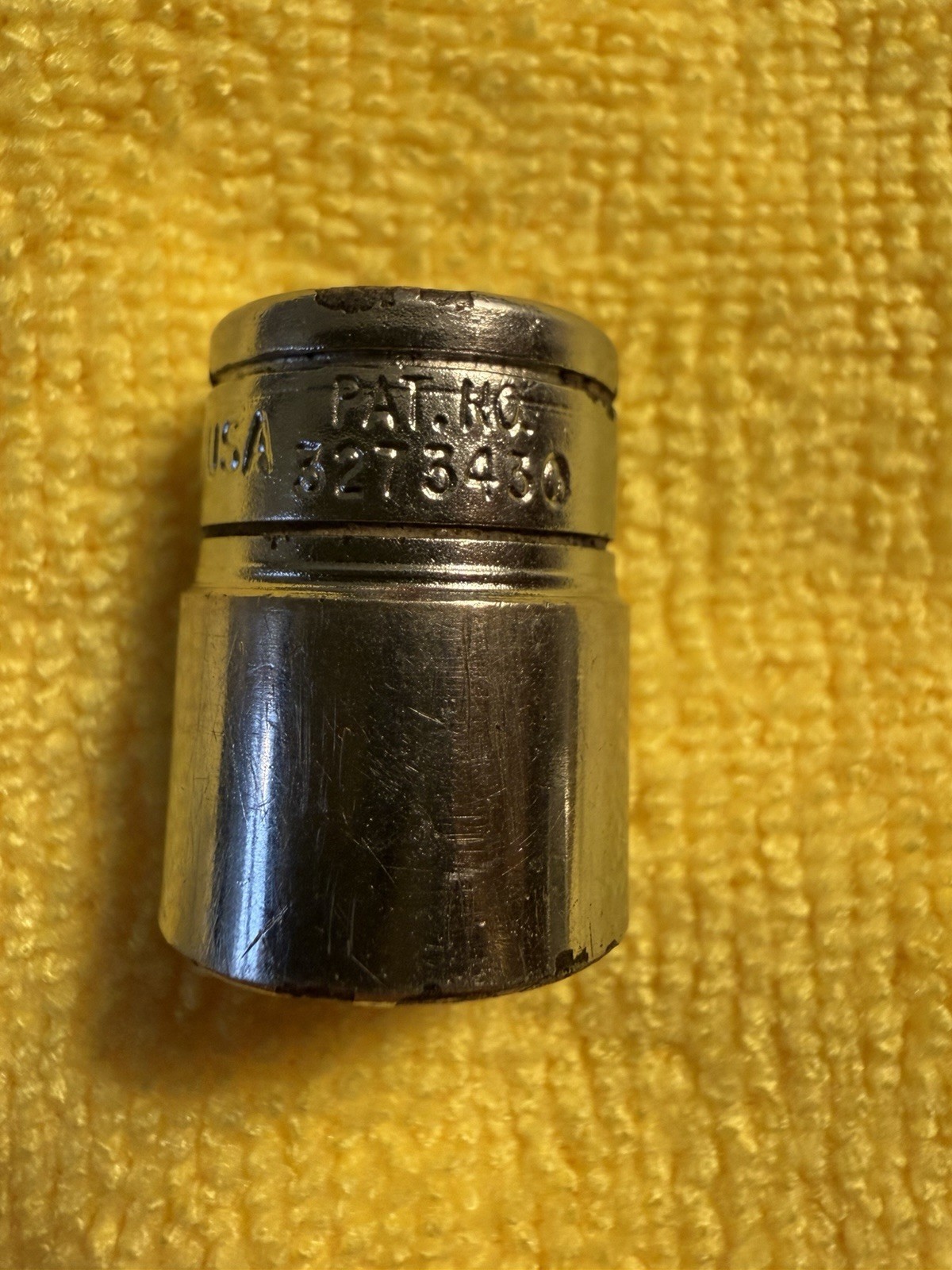 Snap-On 3/8″ Flank Drive 9/16″ 6 Point Shallow Chrome SAE Socket FS181 USA