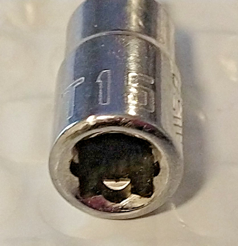CRAFTSMAN TOOLS CMMT42661, 1/4″ SOCKET DRIVEN, T15 TORX BIT.
